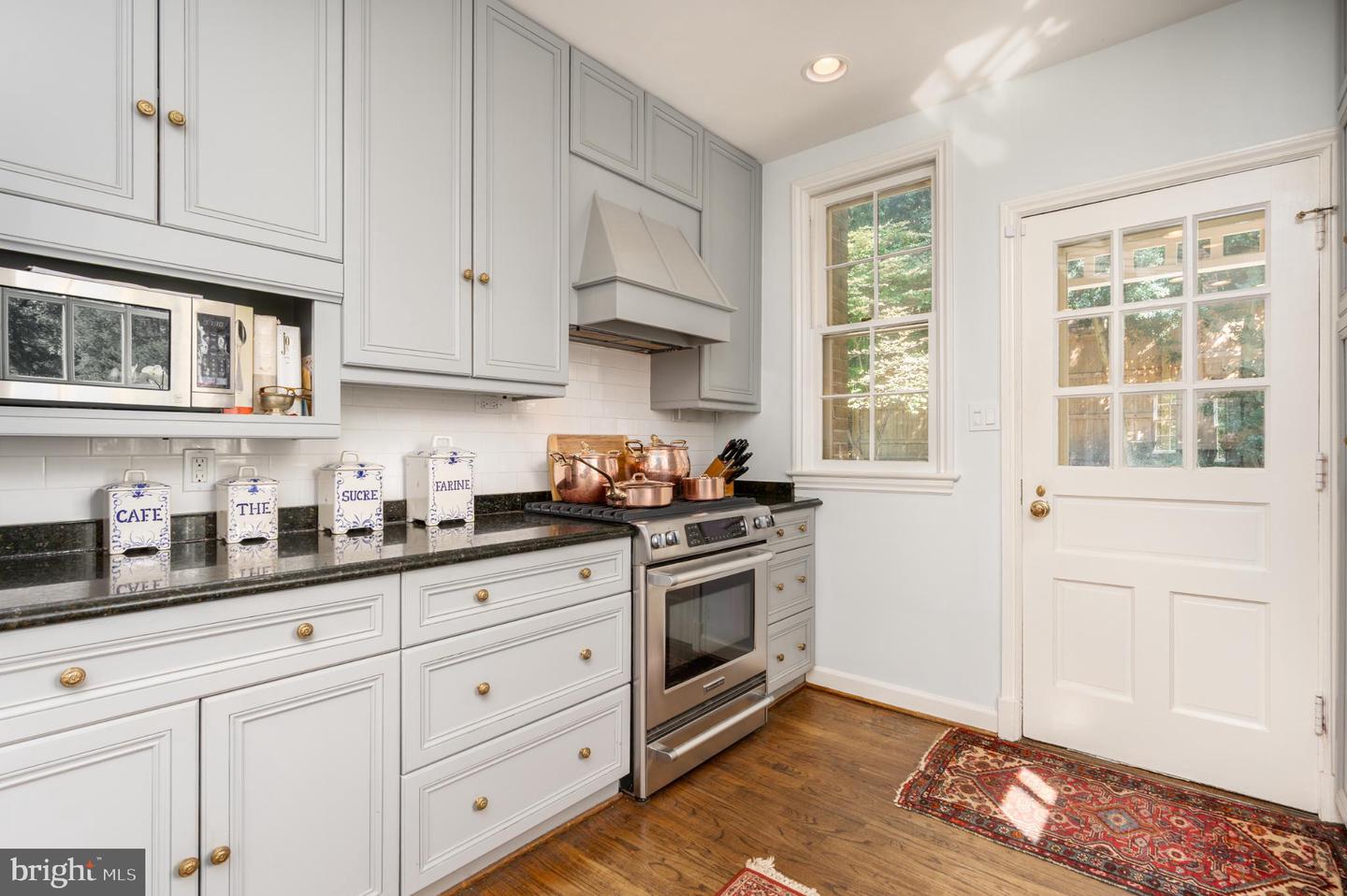 4920 PALISADE LN NW, WASHINGTON, District Of Columbia 20016, 6 Bedrooms Bedrooms, 19 Rooms Rooms,5 BathroomsBathrooms,Residential,For sale,4920 PALISADE LN NW,DCDC2242002 MLS # DCDC2242002