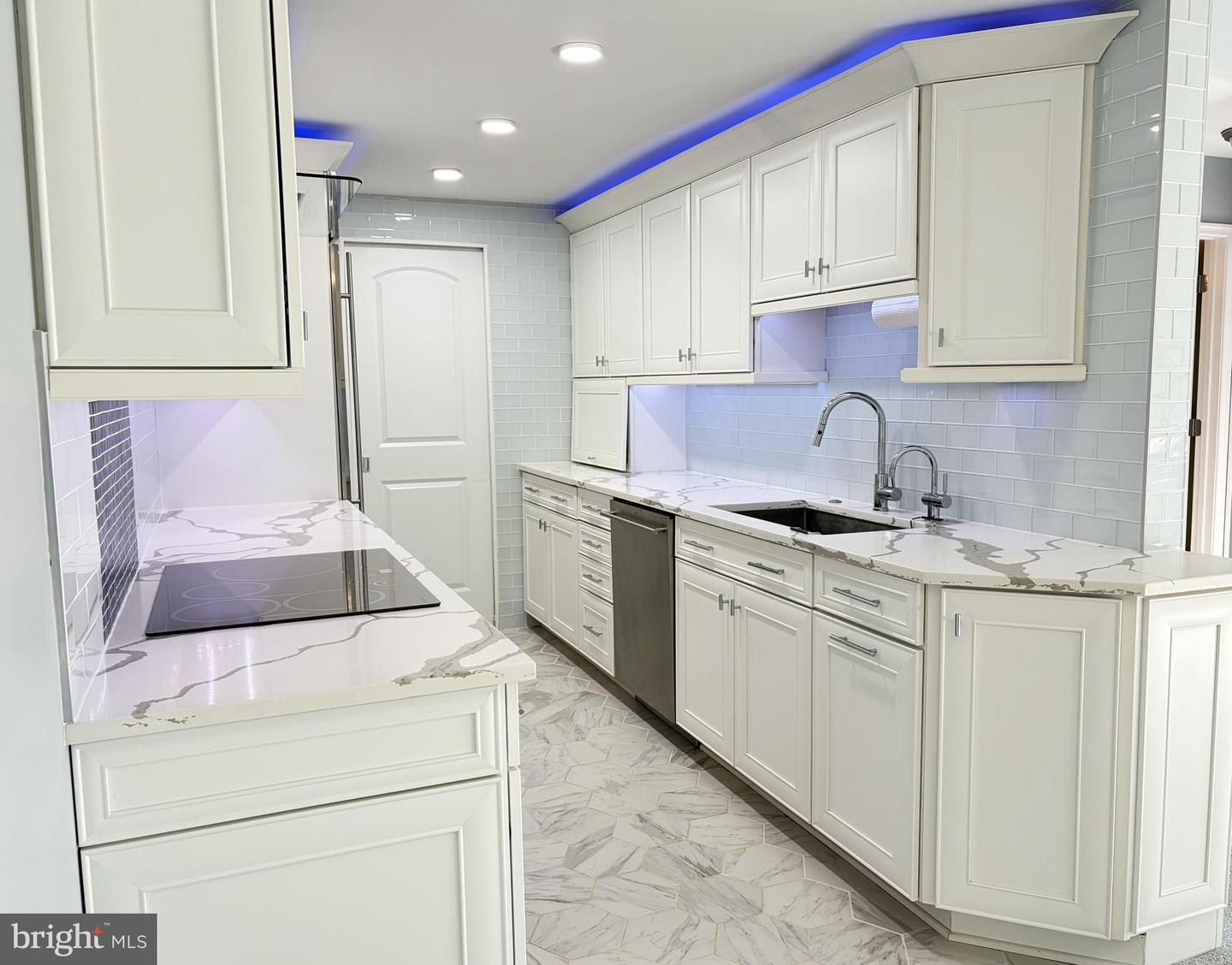 10206-C WILLOW MIST CT #55, OAKTON, Virginia 22124, 2 Bedrooms Bedrooms, ,2 BathroomsBathrooms,Residential,For sale,10206-C WILLOW MIST CT #55,VAFX2286312 MLS # VAFX2286312