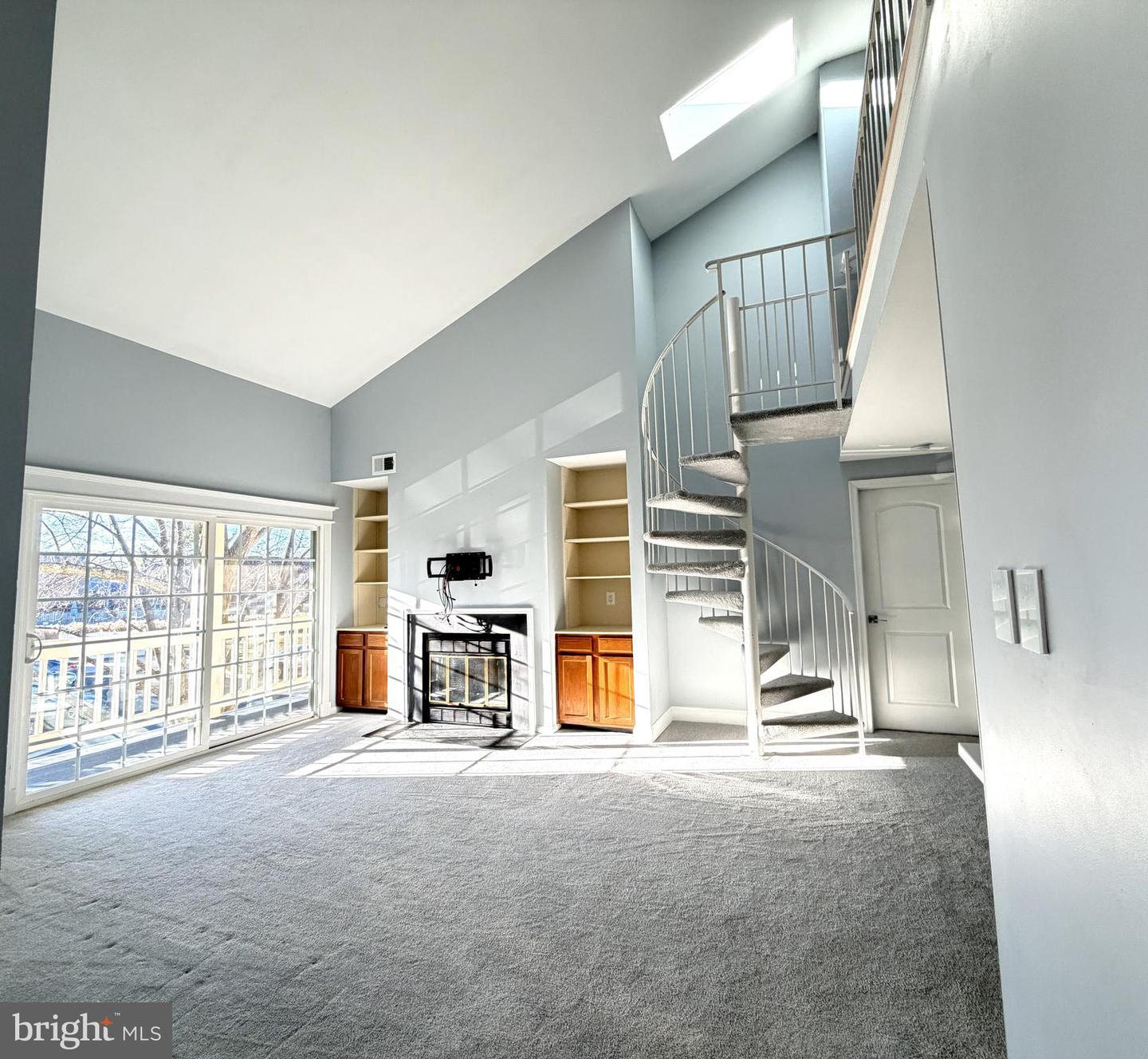 10206-C WILLOW MIST CT #55, OAKTON, Virginia 22124, 2 Bedrooms Bedrooms, ,2 BathroomsBathrooms,Residential,For sale,10206-C WILLOW MIST CT #55,VAFX2286312 MLS # VAFX2286312