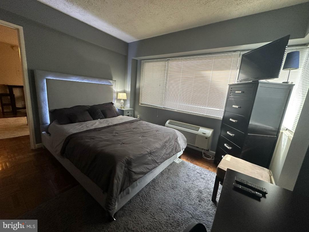 2141 I ST NW #615, WASHINGTON, District Of Columbia 20037, 1 Bedroom Bedrooms, ,1 BathroomBathrooms,Residential,For sale,2141 I ST NW #615,DCDC2242004 MLS # DCDC2242004