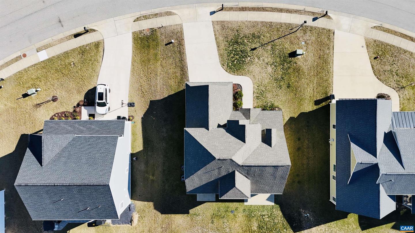 189 WINDSOR DR, FISHERSVILLE, Virginia 22939, 4 Bedrooms Bedrooms, ,2 BathroomsBathrooms,Residential,For sale,189 WINDSOR DR,672578 MLS # 672578