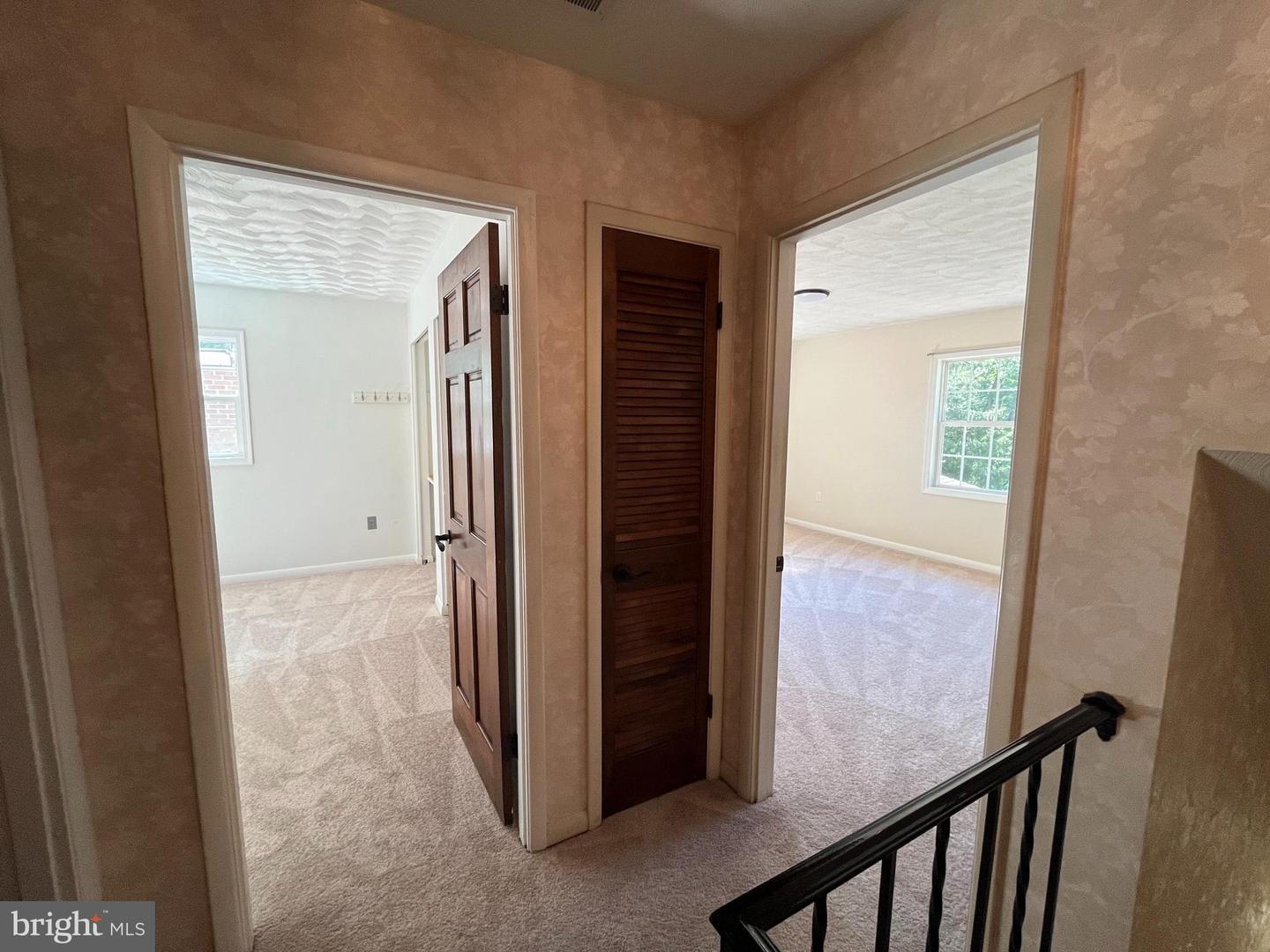 3203 RIVERVIEW DR, TRIANGLE, Virginia 22172, 5 Bedrooms Bedrooms, ,3 BathroomsBathrooms,Residential,For sale,3203 RIVERVIEW DR,VAPW2110774 MLS # VAPW2110774