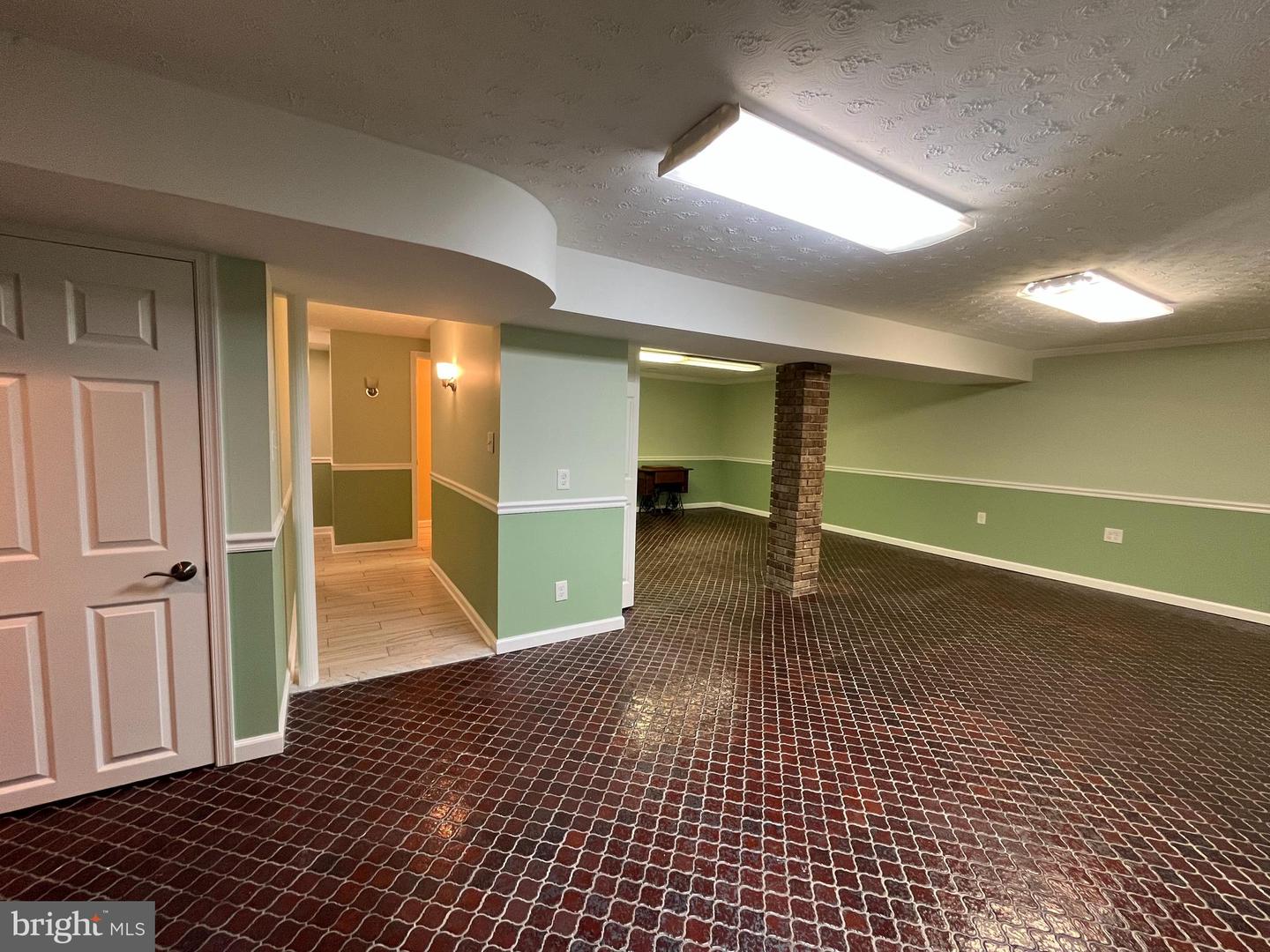 3203 RIVERVIEW DR, TRIANGLE, Virginia 22172, 5 Bedrooms Bedrooms, ,3 BathroomsBathrooms,Residential,For sale,3203 RIVERVIEW DR,VAPW2110774 MLS # VAPW2110774