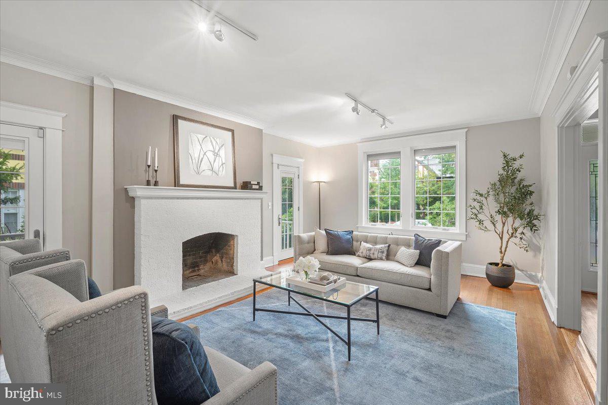 1610 CRITTENDEN ST NW, WASHINGTON, District Of Columbia 20011, 5 Bedrooms Bedrooms, ,4 BathroomsBathrooms,Residential,For sale,1610 CRITTENDEN ST NW,DCDC2242008 MLS # DCDC2242008