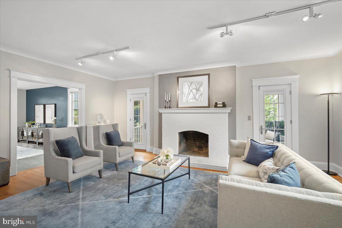 1610 CRITTENDEN ST NW, WASHINGTON, District Of Columbia 20011, 5 Bedrooms Bedrooms, ,4 BathroomsBathrooms,Residential,For sale,1610 CRITTENDEN ST NW,DCDC2242008 MLS # DCDC2242008