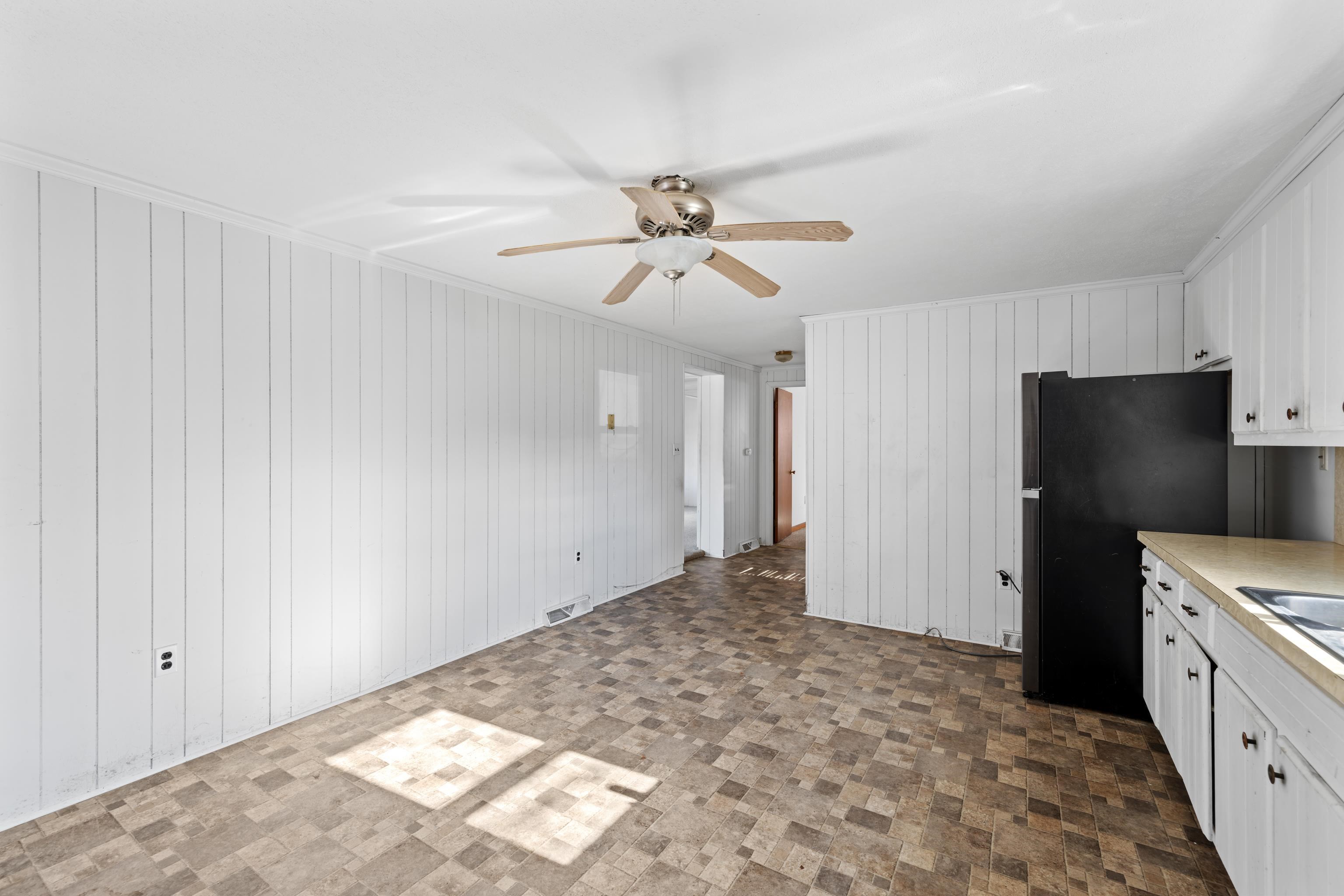 1340 B ST, WAYNESBORO, Virginia 22980, 2 Bedrooms Bedrooms, ,1 BathroomBathrooms,Residential,1340 B ST,672579 MLS # 672579