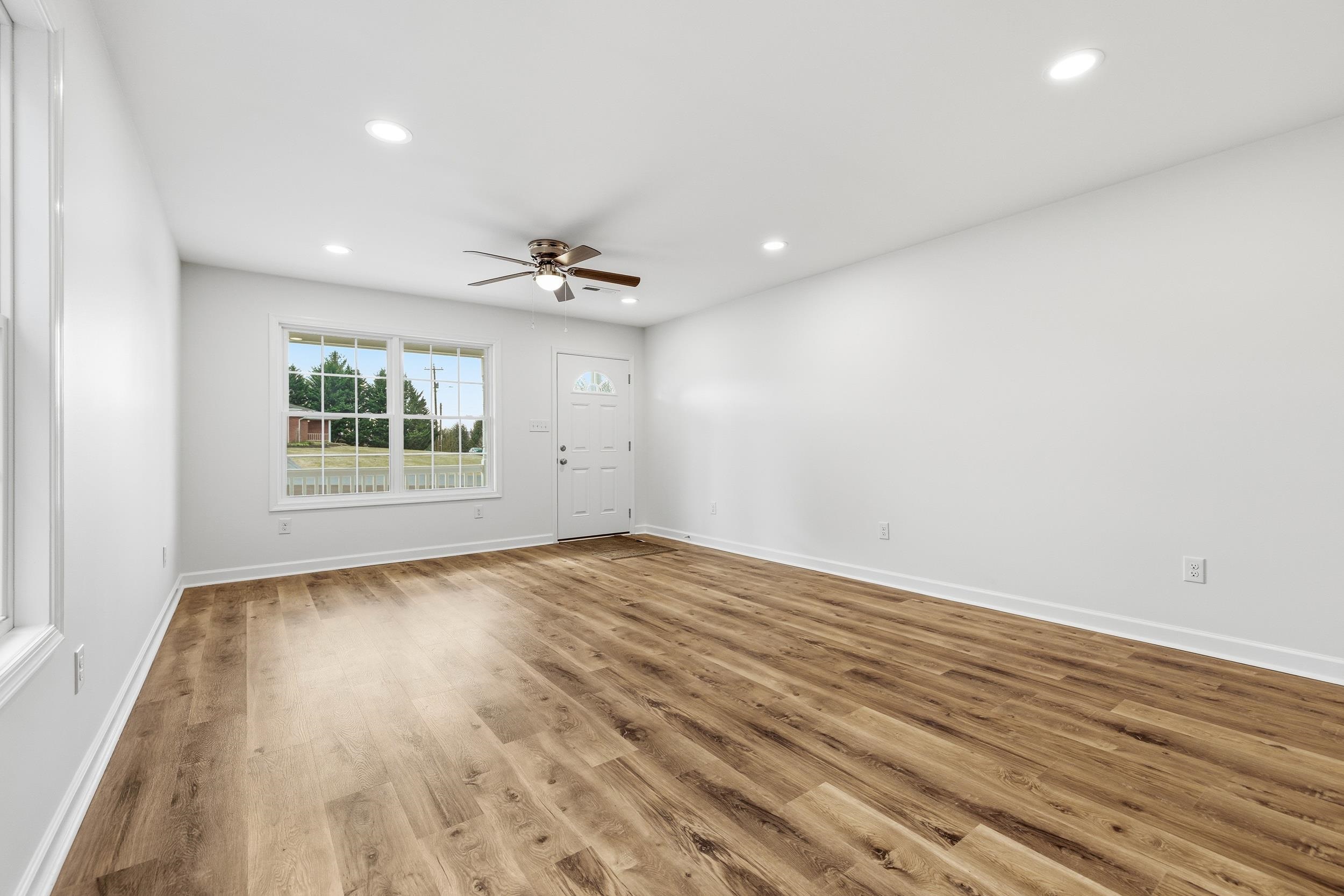 103 SIXTH AVE, LURAY, Virginia 22835, 2 Bedrooms Bedrooms, ,2 BathroomsBathrooms,Residential,103 SIXTH AVE,672580 MLS # 672580 103 SIXTH AVE, LURAY, Virginia 22835, 2 Bedrooms Bedrooms, ,2 BathroomsBathrooms,Residential,103 SIXTH AVE,672580 MLS # 672580