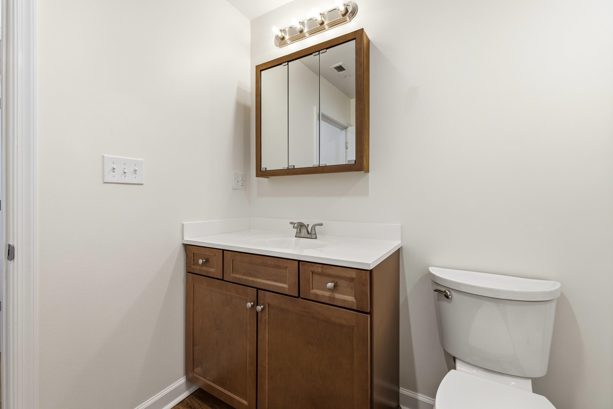 103 SIXTH AVE, LURAY, Virginia 22835, 2 Bedrooms Bedrooms, ,2 BathroomsBathrooms,Residential,103 SIXTH AVE,672580 MLS # 672580 103 SIXTH AVE, LURAY, Virginia 22835, 2 Bedrooms Bedrooms, ,2 BathroomsBathrooms,Residential,103 SIXTH AVE,672580 MLS # 672580