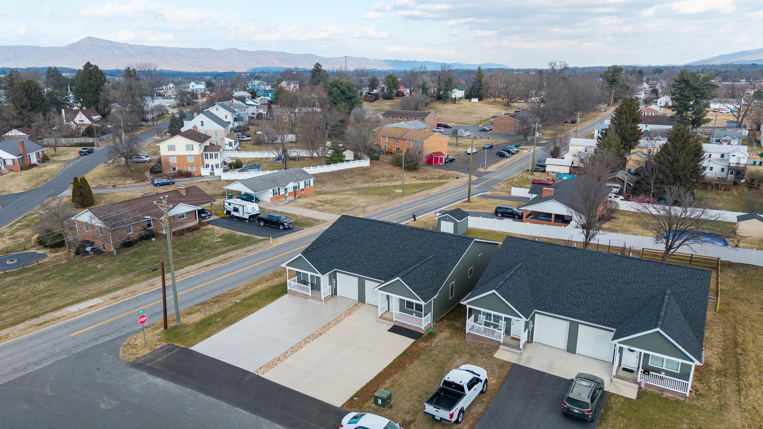 103 SIXTH AVE, LURAY, Virginia 22835, 2 Bedrooms Bedrooms, ,2 BathroomsBathrooms,Residential,103 SIXTH AVE,672580 MLS # 672580 103 SIXTH AVE, LURAY, Virginia 22835, 2 Bedrooms Bedrooms, ,2 BathroomsBathrooms,Residential,103 SIXTH AVE,672580 MLS # 672580