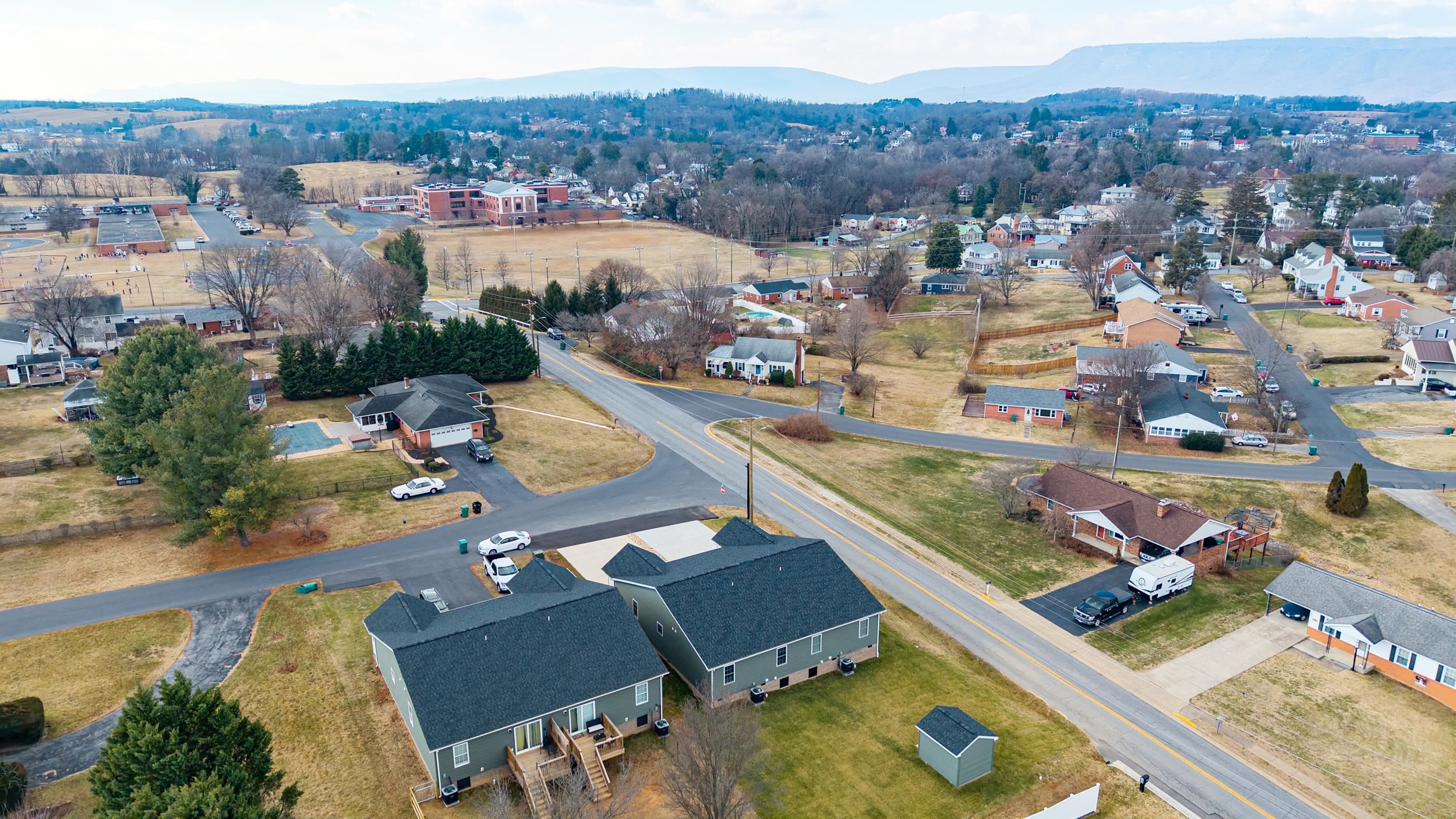 103 SIXTH AVE, LURAY, Virginia 22835, 2 Bedrooms Bedrooms, ,2 BathroomsBathrooms,Residential,103 SIXTH AVE,672580 MLS # 672580 103 SIXTH AVE, LURAY, Virginia 22835, 2 Bedrooms Bedrooms, ,2 BathroomsBathrooms,Residential,103 SIXTH AVE,672580 MLS # 672580