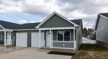 103 SIXTH AVE, LURAY, Virginia 22835, 2 Bedrooms Bedrooms, ,2 BathroomsBathrooms,Residential,103 SIXTH AVE,672580 MLS # 672580