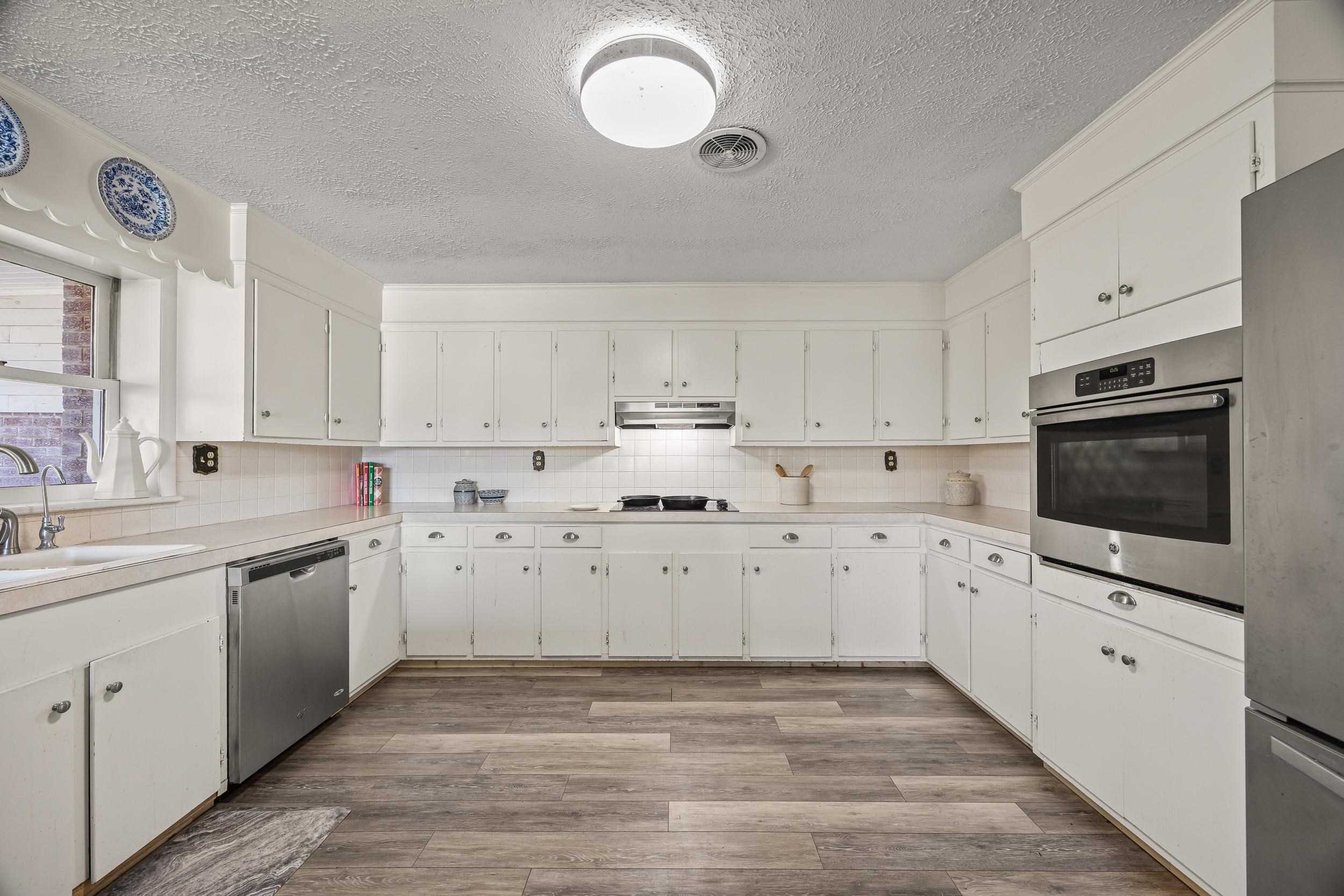 15 PAINTER ST, LURAY, Virginia 22835, 5 Bedrooms Bedrooms, ,2 BathroomsBathrooms,Residential,15 PAINTER ST,672582 MLS # 672582 15 PAINTER ST, LURAY, Virginia 22835, 5 Bedrooms Bedrooms, ,2 BathroomsBathrooms,Residential,15 PAINTER ST,672582 MLS # 672582