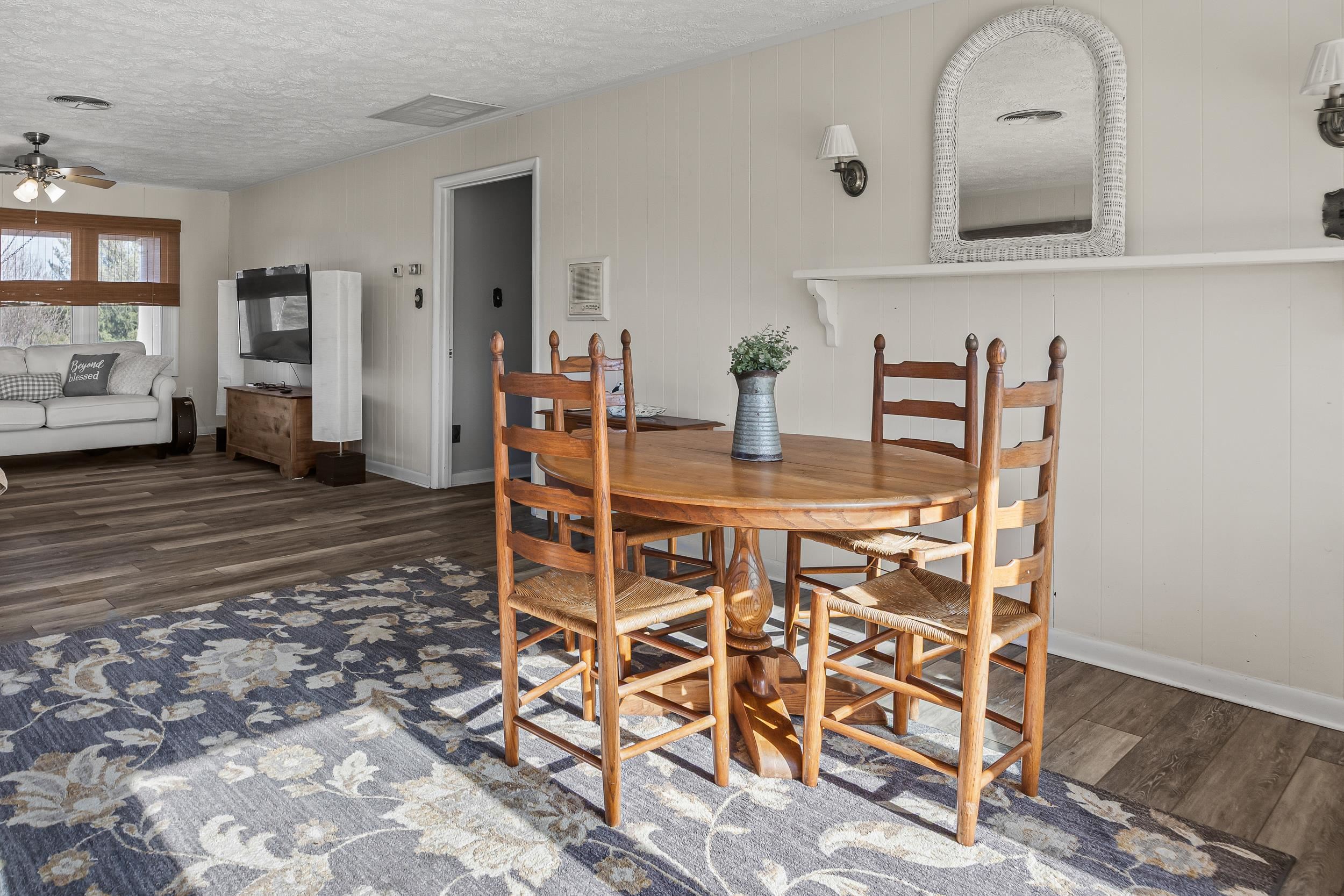 15 PAINTER ST, LURAY, Virginia 22835, 5 Bedrooms Bedrooms, ,2 BathroomsBathrooms,Residential,15 PAINTER ST,672582 MLS # 672582 15 PAINTER ST, LURAY, Virginia 22835, 5 Bedrooms Bedrooms, ,2 BathroomsBathrooms,Residential,15 PAINTER ST,672582 MLS # 672582