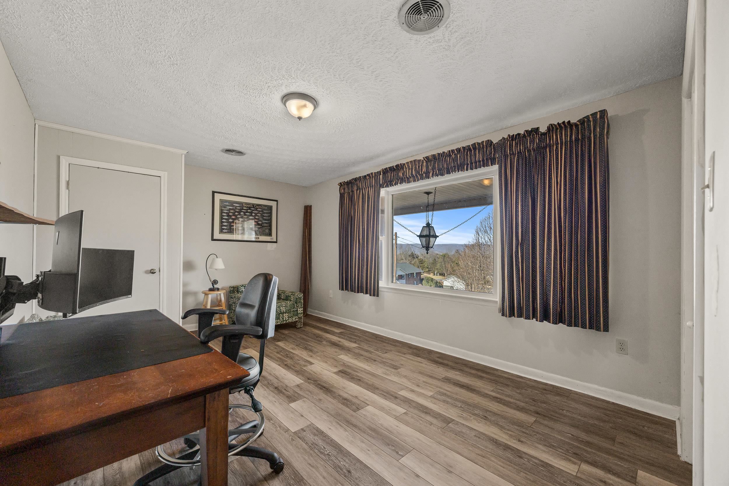 15 PAINTER ST, LURAY, Virginia 22835, 5 Bedrooms Bedrooms, ,2 BathroomsBathrooms,Residential,15 PAINTER ST,672582 MLS # 672582 15 PAINTER ST, LURAY, Virginia 22835, 5 Bedrooms Bedrooms, ,2 BathroomsBathrooms,Residential,15 PAINTER ST,672582 MLS # 672582