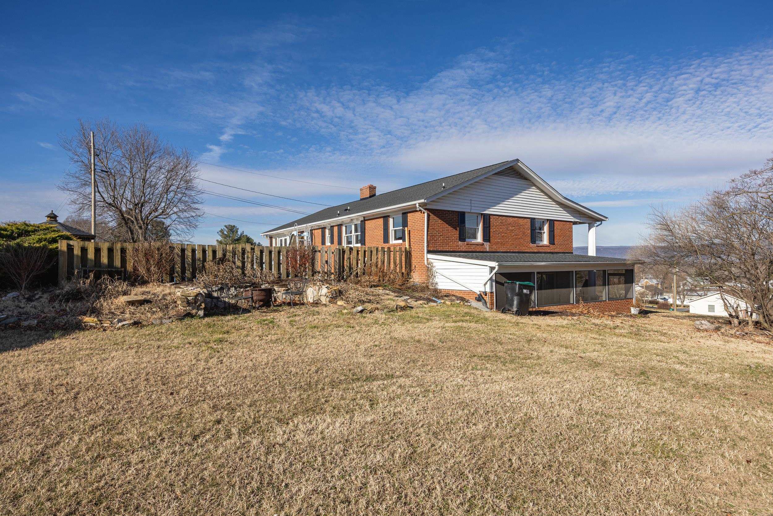 15 PAINTER ST, LURAY, Virginia 22835, 5 Bedrooms Bedrooms, ,2 BathroomsBathrooms,Residential,15 PAINTER ST,672582 MLS # 672582 15 PAINTER ST, LURAY, Virginia 22835, 5 Bedrooms Bedrooms, ,2 BathroomsBathrooms,Residential,15 PAINTER ST,672582 MLS # 672582