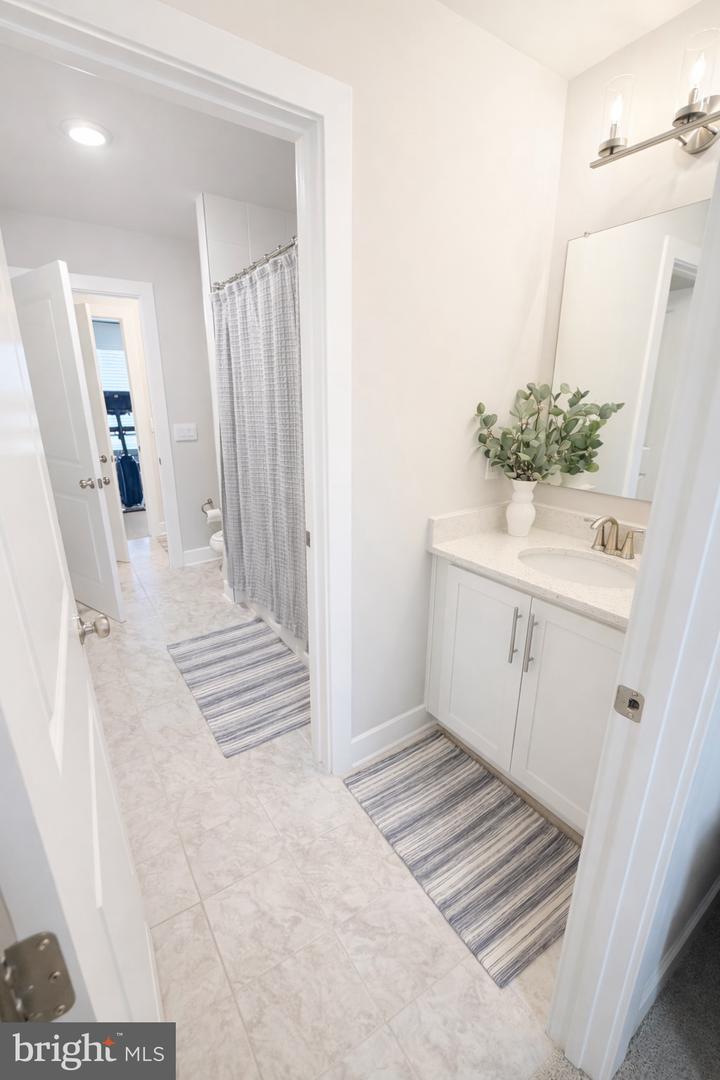 5030 THORNTON WAY, BROAD RUN, Virginia 20137, 6 Bedrooms Bedrooms, ,5 BathroomsBathrooms,Residential,For sale,5030 THORNTON WAY,VAFQ2020126 MLS # VAFQ2020126