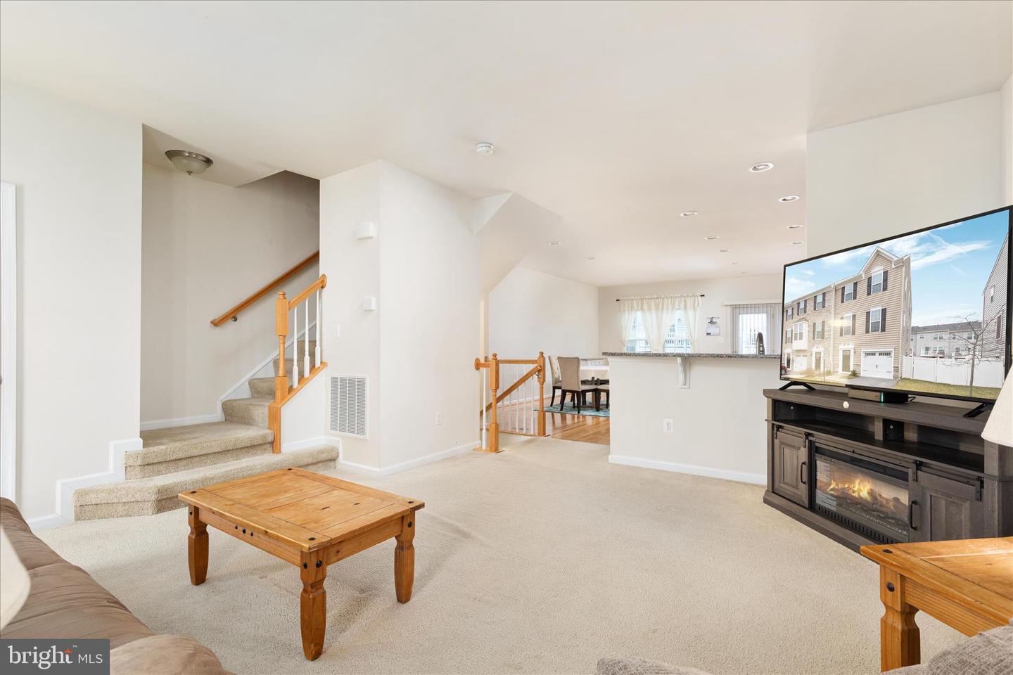 110 CHAMOMILE CT, LAKE FREDERICK, Virginia 22630, 3 Bedrooms Bedrooms, ,2 BathroomsBathrooms,Residential,For sale,110 CHAMOMILE CT,VAFV2038908 MLS # VAFV2038908