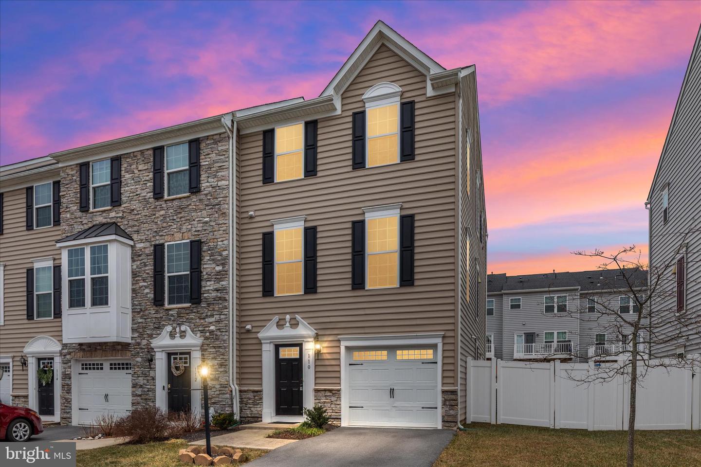 110 CHAMOMILE CT, LAKE FREDERICK, Virginia 22630, 3 Bedrooms Bedrooms, ,2 BathroomsBathrooms,Residential,For sale,110 CHAMOMILE CT,VAFV2038908 MLS # VAFV2038908