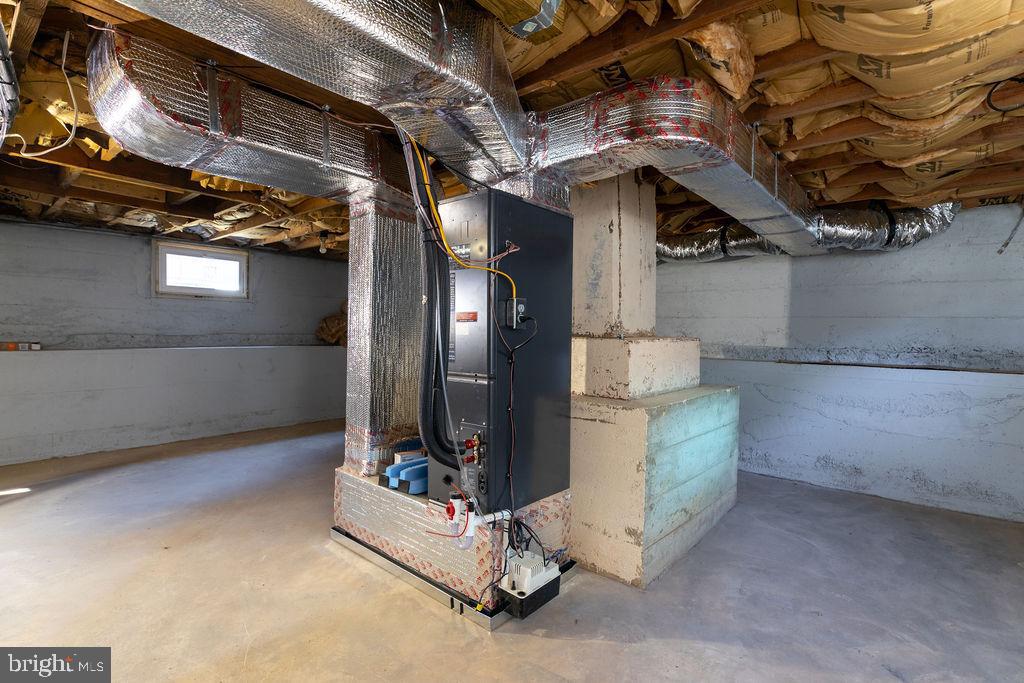 672 SHERWOOD AVE, WAYNESBORO, Virginia 22980, 2 Bedrooms Bedrooms, ,1 BathroomBathrooms,Residential,For sale,672 SHERWOOD AVE,VAWB2000202 MLS # VAWB2000202