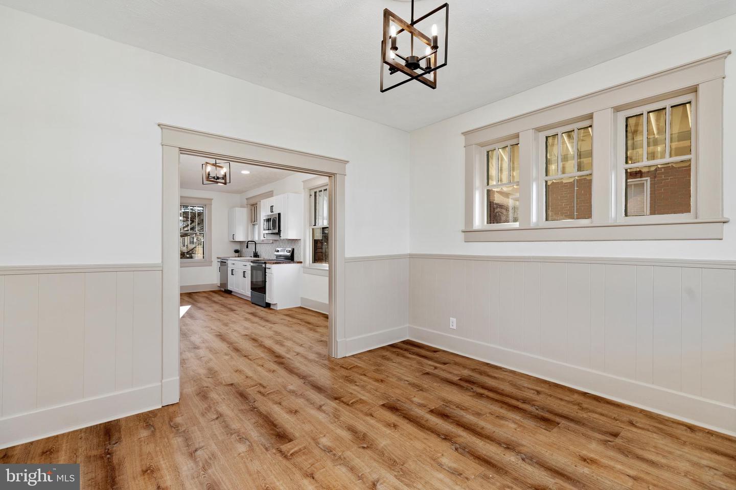 672 SHERWOOD AVE, WAYNESBORO, Virginia 22980, 2 Bedrooms Bedrooms, ,1 BathroomBathrooms,Residential,For sale,672 SHERWOOD AVE,VAWB2000202 MLS # VAWB2000202