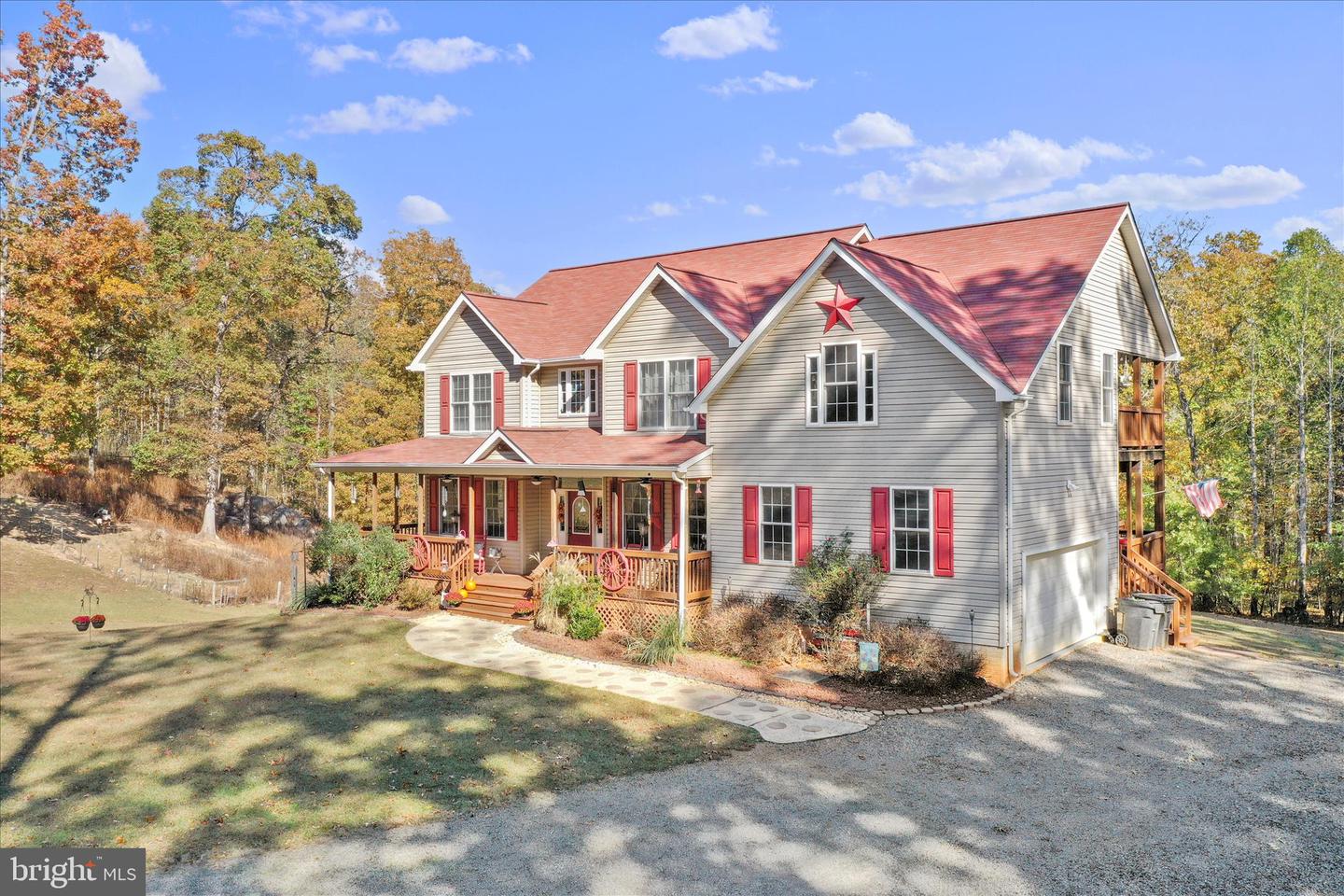 96 CASTLE MOUNTAIN RD, CASTLETON, Virginia 22716, 4 Bedrooms Bedrooms, ,3 BathroomsBathrooms,Residential,For sale,96 CASTLE MOUNTAIN RD,VARP2002460 MLS # VARP2002460