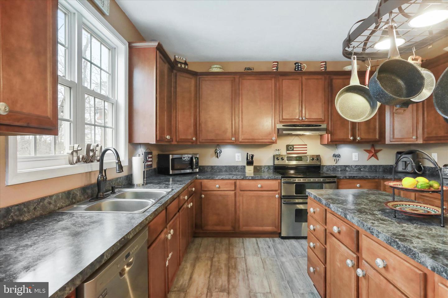 96 CASTLE MOUNTAIN RD, CASTLETON, Virginia 22716, 4 Bedrooms Bedrooms, ,3 BathroomsBathrooms,Residential,For sale,96 CASTLE MOUNTAIN RD,VARP2002460 MLS # VARP2002460