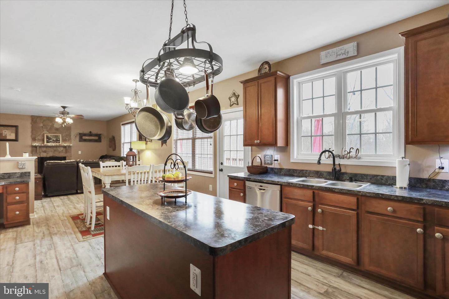 96 CASTLE MOUNTAIN RD, CASTLETON, Virginia 22716, 4 Bedrooms Bedrooms, ,3 BathroomsBathrooms,Residential,For sale,96 CASTLE MOUNTAIN RD,VARP2002460 MLS # VARP2002460