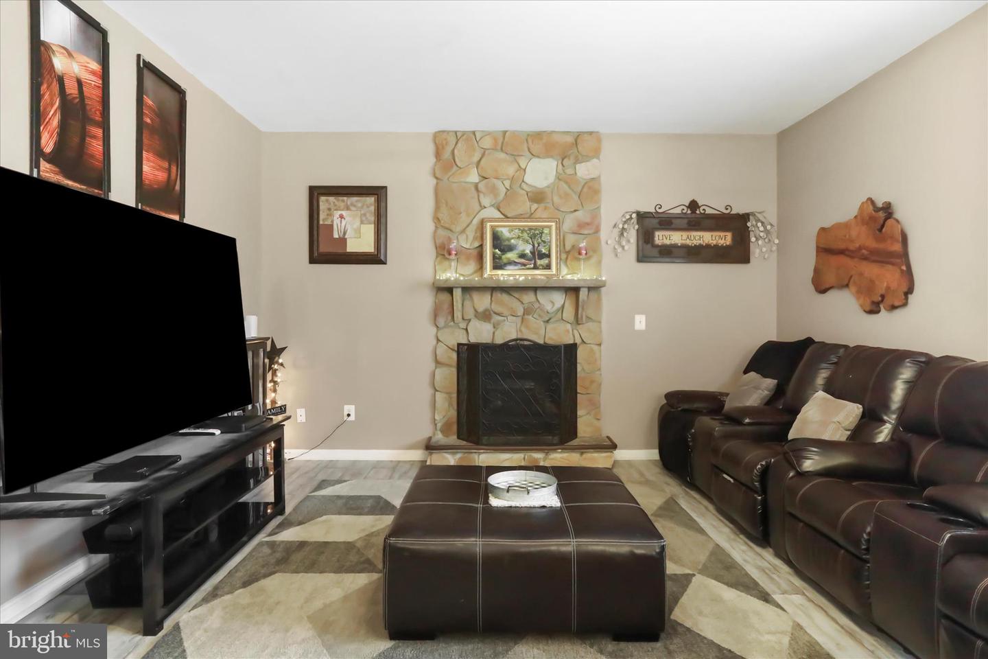 96 CASTLE MOUNTAIN RD, CASTLETON, Virginia 22716, 4 Bedrooms Bedrooms, ,3 BathroomsBathrooms,Residential,For sale,96 CASTLE MOUNTAIN RD,VARP2002460 MLS # VARP2002460