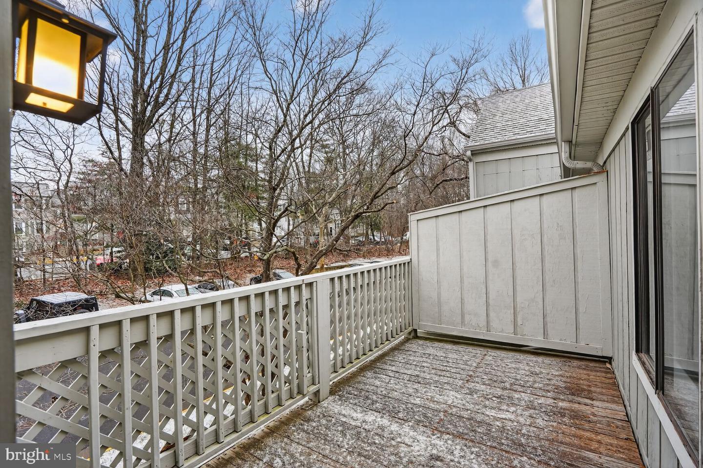 2273 HUNTERS RUN DR, RESTON, Virginia 20191, 2 Bedrooms Bedrooms, ,2 BathroomsBathrooms,Residential,For sale,2273 HUNTERS RUN DR,VAFX2286318 MLS # VAFX2286318