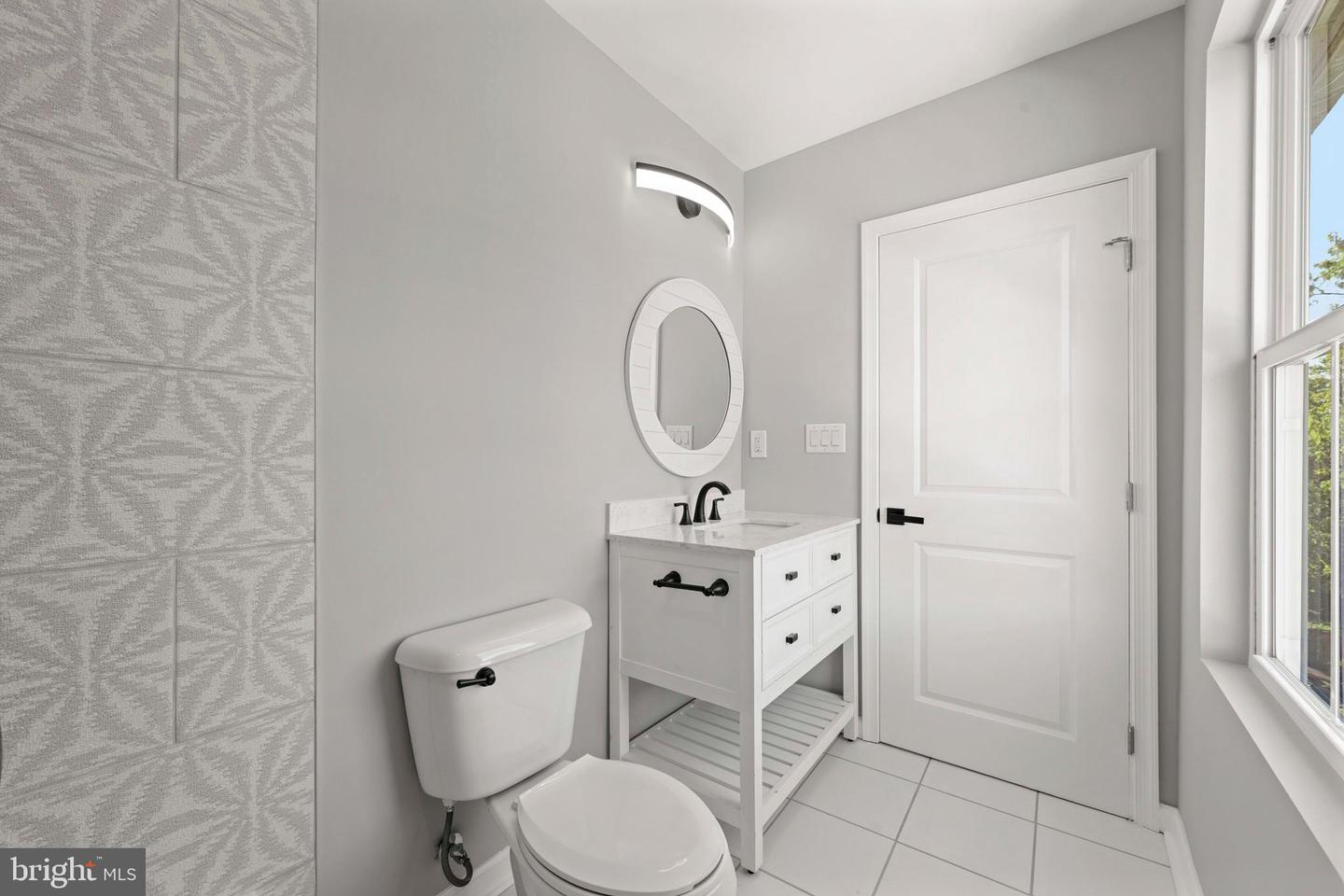 2814 RHODE ISLAND AVE NE, WASHINGTON, District Of Columbia 20018, 4 Bedrooms Bedrooms, ,4 BathroomsBathrooms,Residential,For sale,2814 RHODE ISLAND AVE NE,DCDC2242028 MLS # DCDC2242028