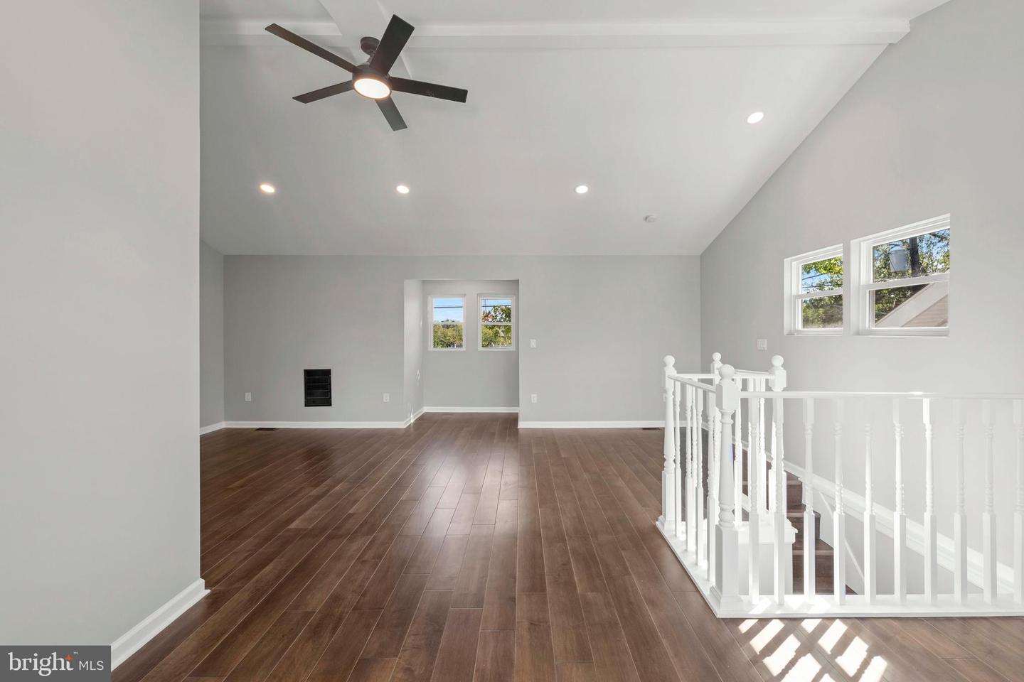 2814 RHODE ISLAND AVE NE, WASHINGTON, District Of Columbia 20018, 4 Bedrooms Bedrooms, ,4 BathroomsBathrooms,Residential,For sale,2814 RHODE ISLAND AVE NE,DCDC2242028 MLS # DCDC2242028