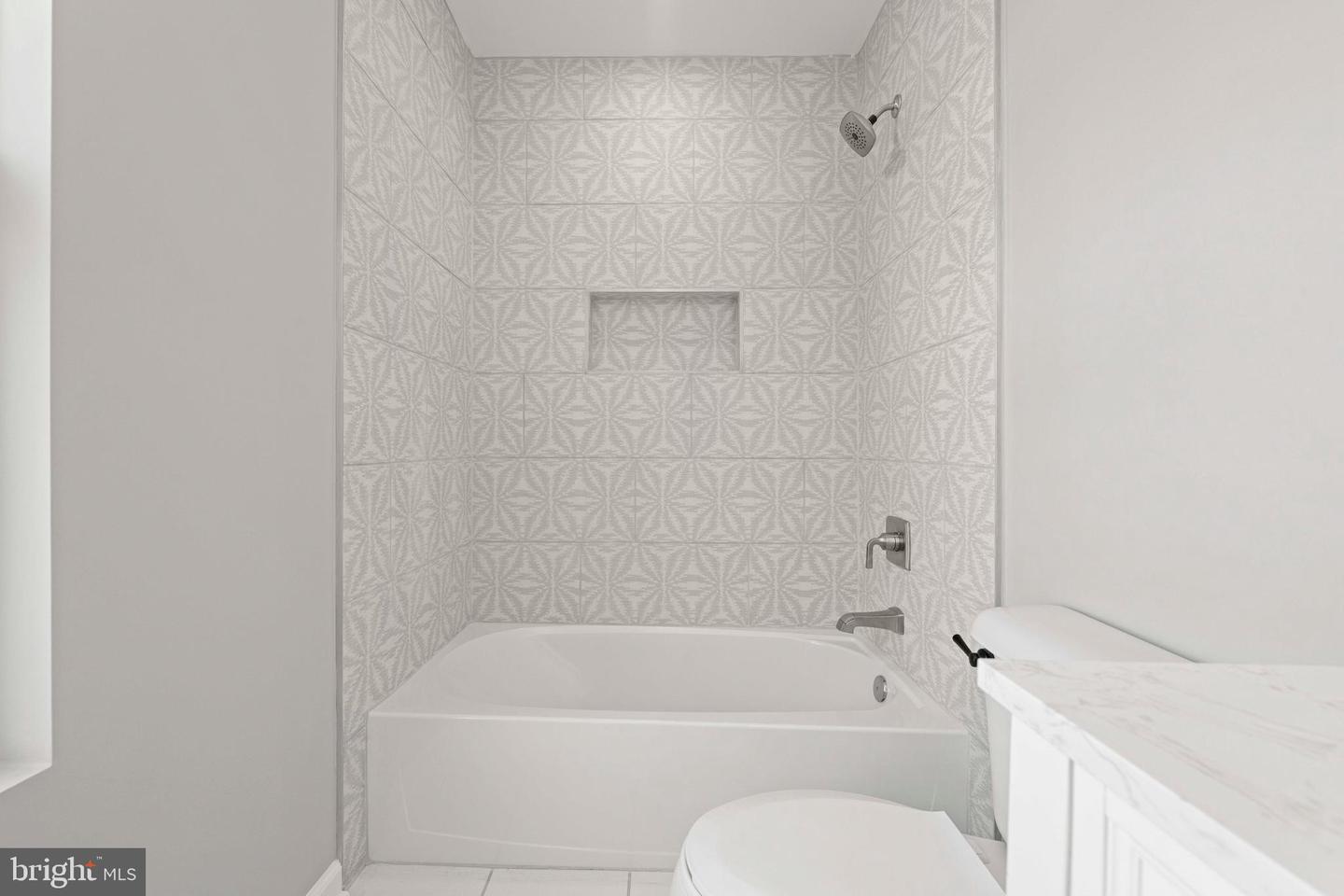 2814 RHODE ISLAND AVE NE, WASHINGTON, District Of Columbia 20018, 4 Bedrooms Bedrooms, ,4 BathroomsBathrooms,Residential,For sale,2814 RHODE ISLAND AVE NE,DCDC2242028 MLS # DCDC2242028