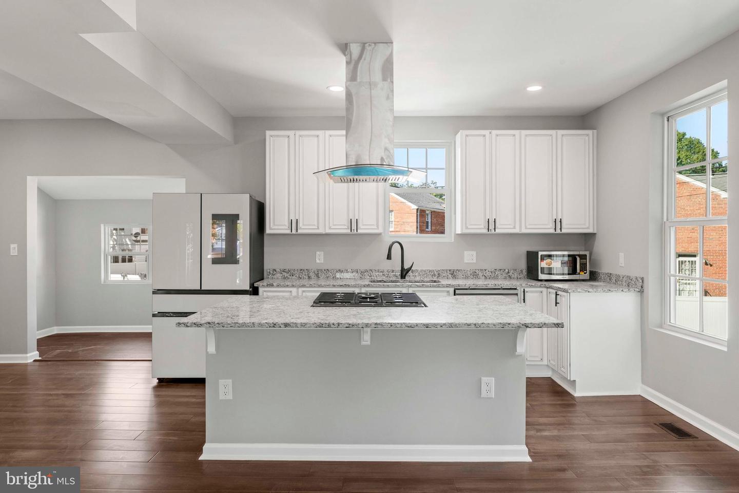 2814 RHODE ISLAND AVE NE, WASHINGTON, District Of Columbia 20018, 4 Bedrooms Bedrooms, ,4 BathroomsBathrooms,Residential,For sale,2814 RHODE ISLAND AVE NE,DCDC2242028 MLS # DCDC2242028