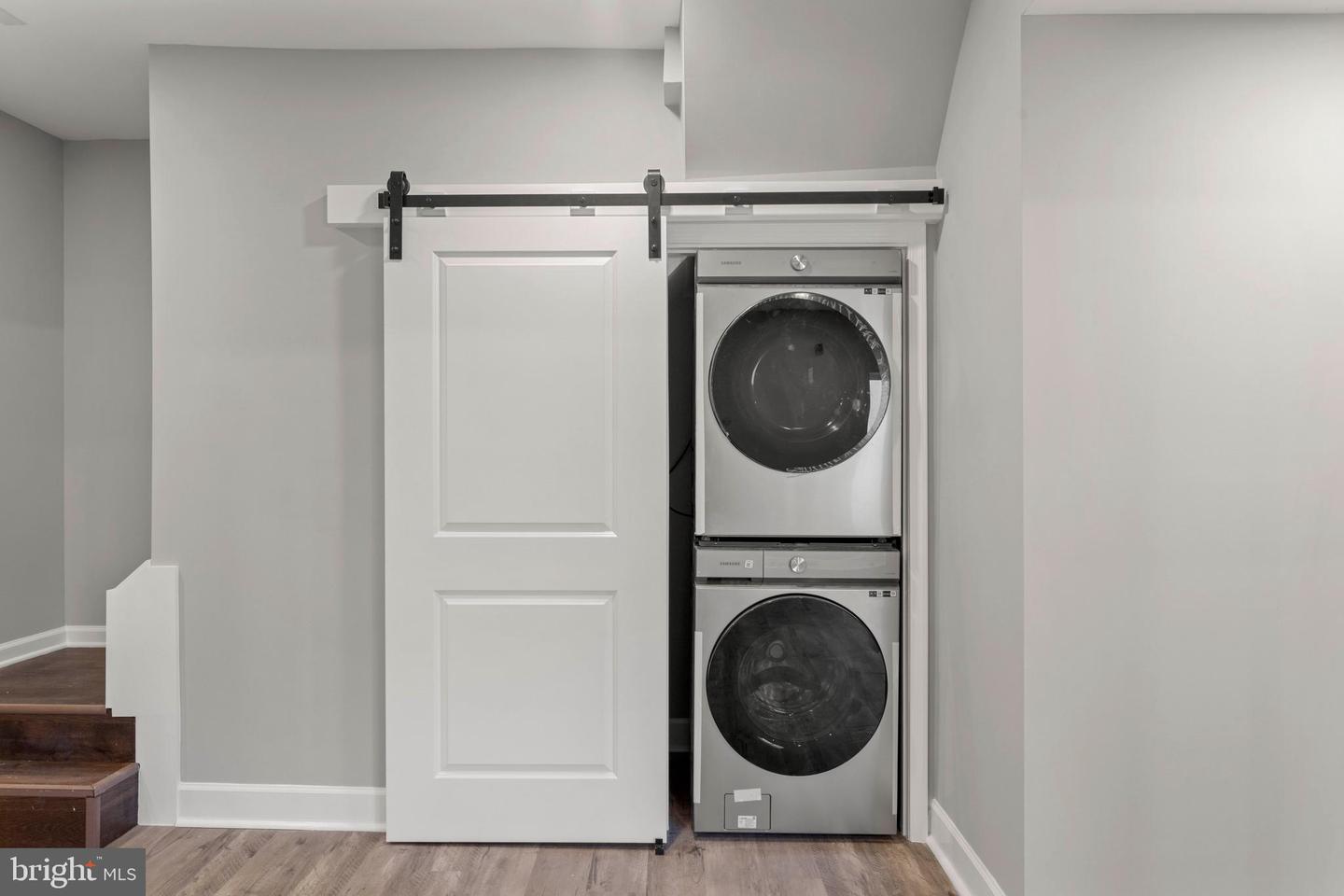 2814 RHODE ISLAND AVE NE, WASHINGTON, District Of Columbia 20018, 4 Bedrooms Bedrooms, ,4 BathroomsBathrooms,Residential,For sale,2814 RHODE ISLAND AVE NE,DCDC2242028 MLS # DCDC2242028