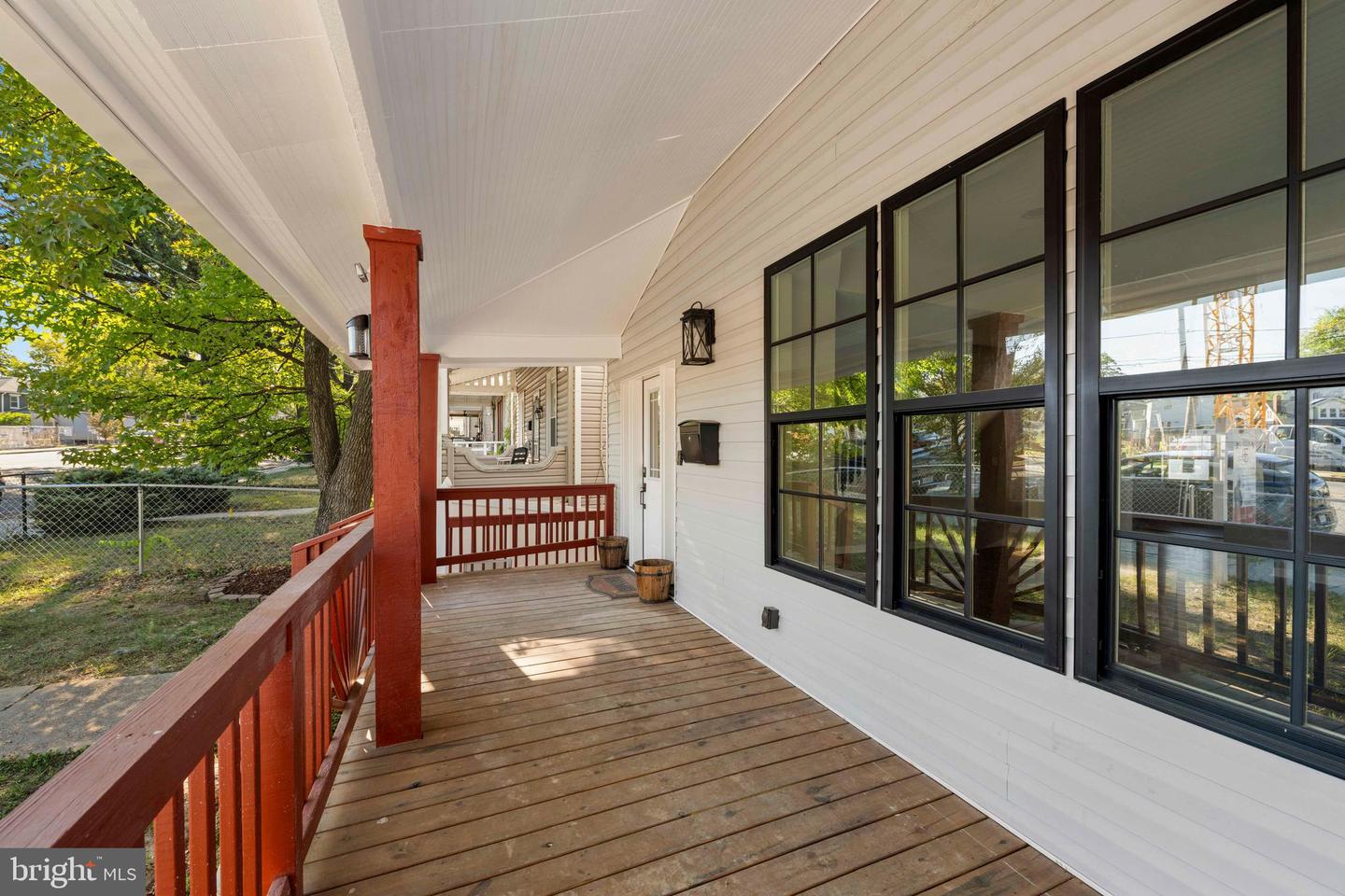 2814 RHODE ISLAND AVE NE, WASHINGTON, District Of Columbia 20018, 4 Bedrooms Bedrooms, ,4 BathroomsBathrooms,Residential,For sale,2814 RHODE ISLAND AVE NE,DCDC2242028 MLS # DCDC2242028