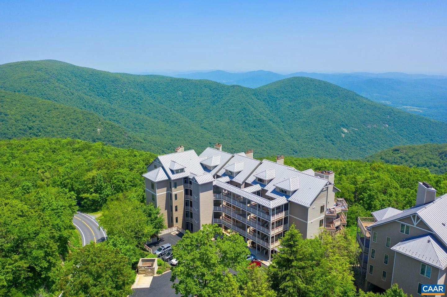 1921 HIGH RIDGE PL CONDOS, WINTERGREEN RESORT, Virginia 22967, 2 Bedrooms Bedrooms, ,2 BathroomsBathrooms,Residential,For sale,1921 HIGH RIDGE PL CONDOS,662746 MLS # 662746