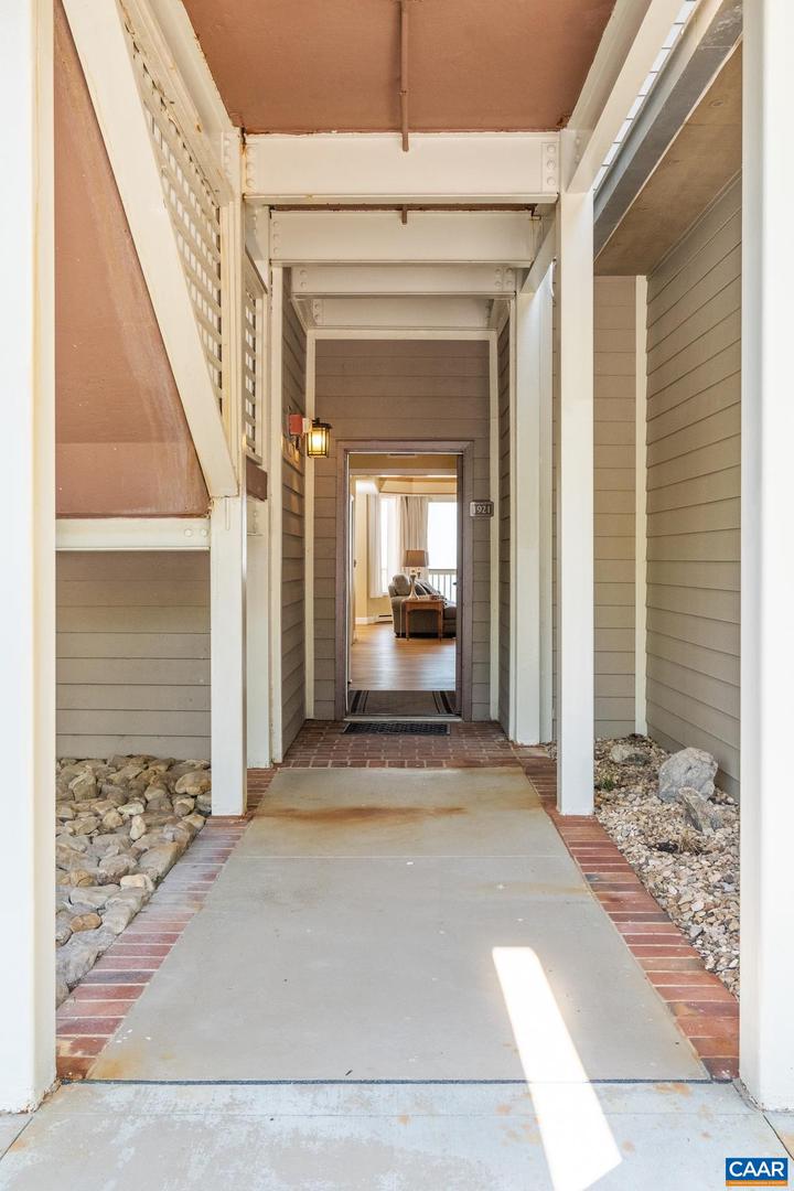 1921 HIGH RIDGE PL CONDOS, WINTERGREEN RESORT, Virginia 22967, 2 Bedrooms Bedrooms, ,2 BathroomsBathrooms,Residential,For sale,1921 HIGH RIDGE PL CONDOS,662746 MLS # 662746