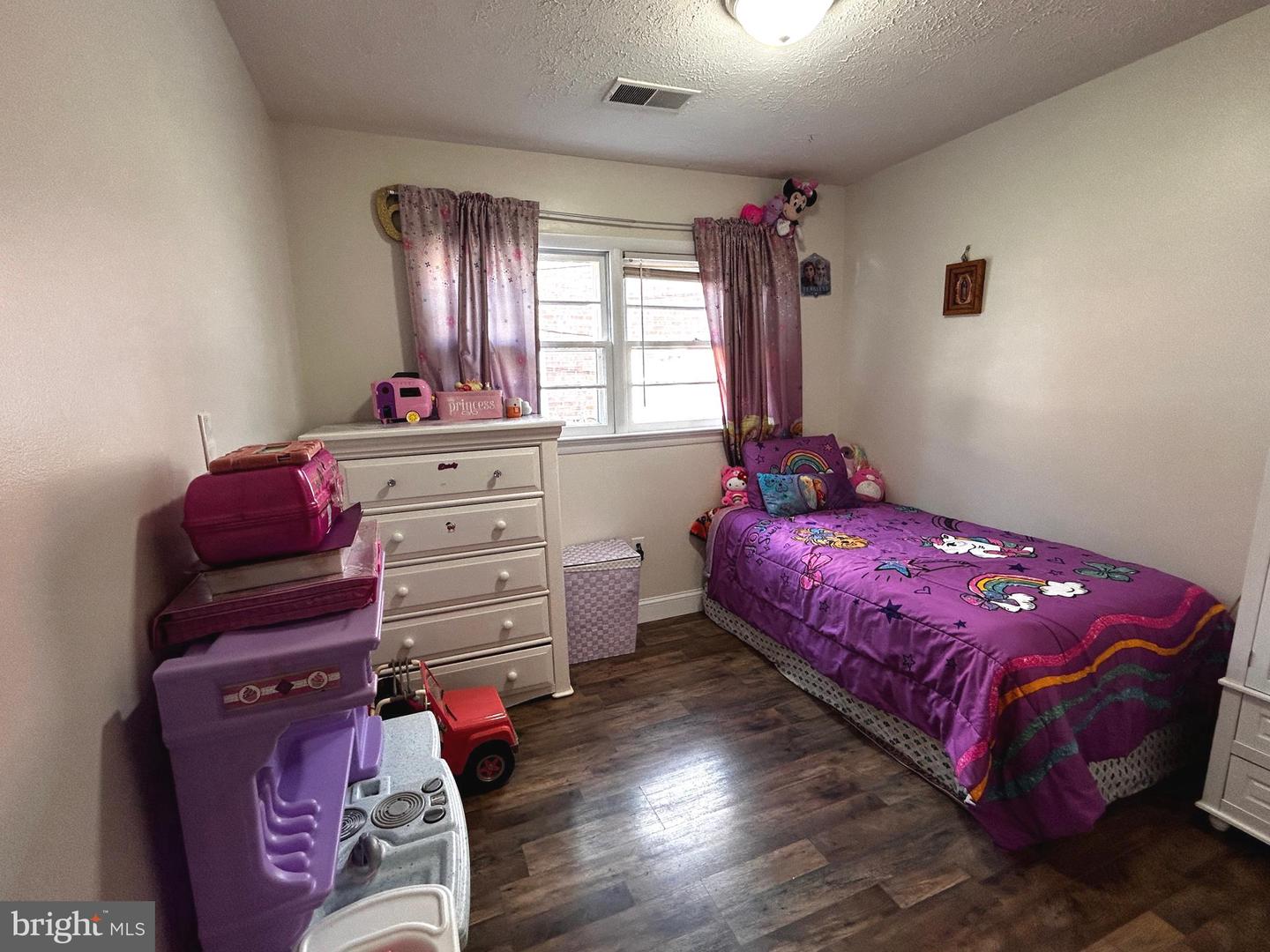 349 RITENOUR ST, FRONT ROYAL, Virginia 22630, 3 Bedrooms Bedrooms, 6 Rooms Rooms,1 BathroomBathrooms,Residential,For sale,349 RITENOUR ST,VAWR2012282 MLS # VAWR2012282