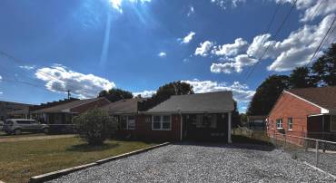 349 RITENOUR ST, FRONT ROYAL, Virginia 22630, 3 Bedrooms Bedrooms, 6 Rooms Rooms,1 BathroomBathrooms,Residential,For sale,349 RITENOUR ST,VAWR2012282 MLS # VAWR2012282