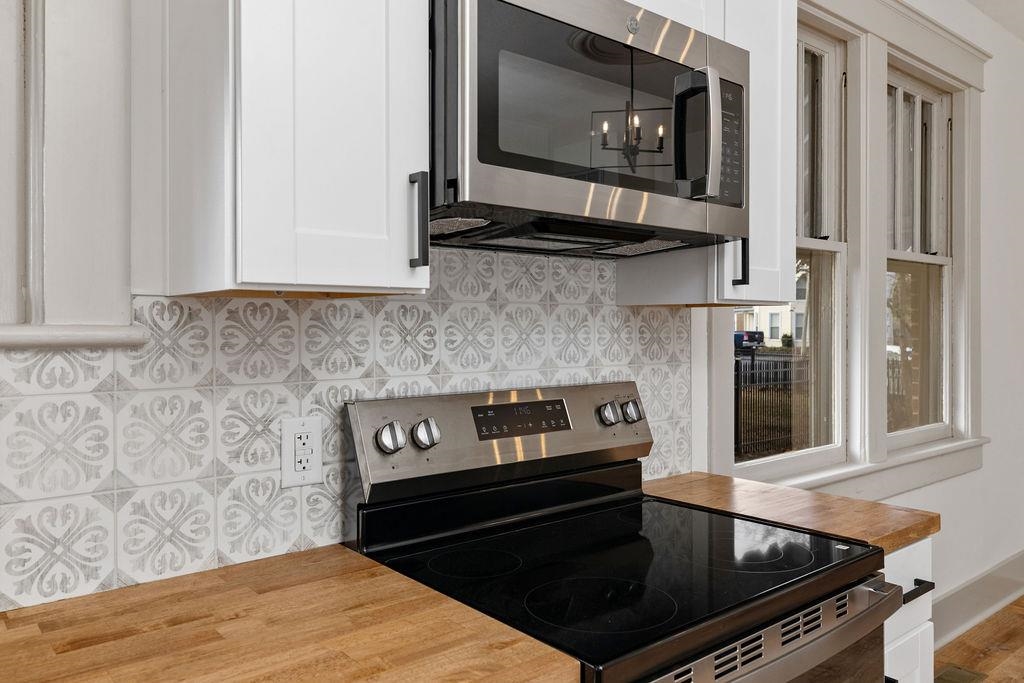 672 SHERWOOD AVE, WAYNESBORO, Virginia 22980, 2 Bedrooms Bedrooms, ,1 BathroomBathrooms,Residential,672 SHERWOOD AVE,672573 MLS # 672573