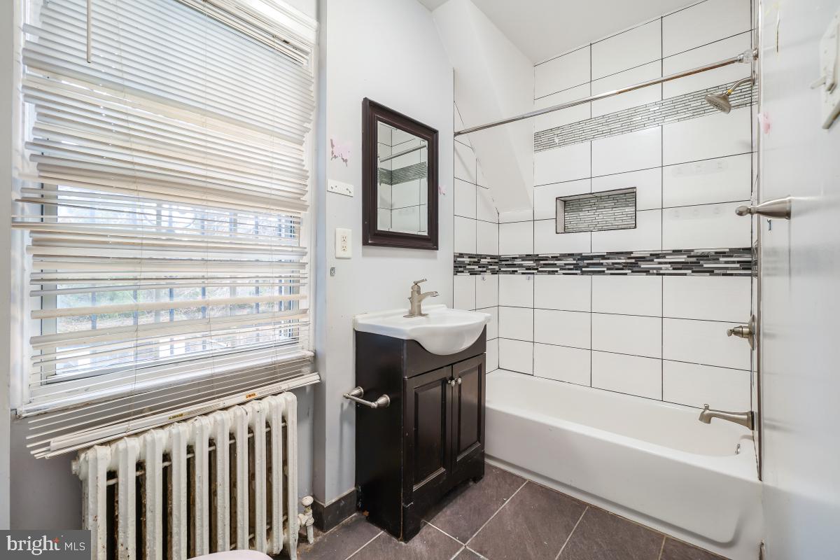 6712 6TH ST NW, WASHINGTON, District Of Columbia 20012, 3 Bedrooms Bedrooms, 13 Rooms Rooms,3 BathroomsBathrooms,Residential,For sale,6712 6TH ST NW,DCDC2235250 MLS # DCDC2235250