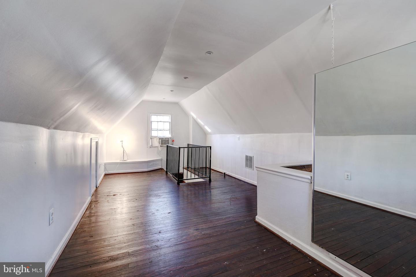 6712 6TH ST NW, WASHINGTON, District Of Columbia 20012, 3 Bedrooms Bedrooms, 13 Rooms Rooms,3 BathroomsBathrooms,Residential,For sale,6712 6TH ST NW,DCDC2235250 MLS # DCDC2235250