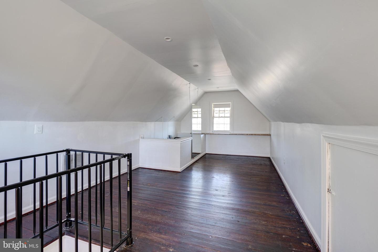 6712 6TH ST NW, WASHINGTON, District Of Columbia 20012, 3 Bedrooms Bedrooms, 13 Rooms Rooms,3 BathroomsBathrooms,Residential,For sale,6712 6TH ST NW,DCDC2235250 MLS # DCDC2235250