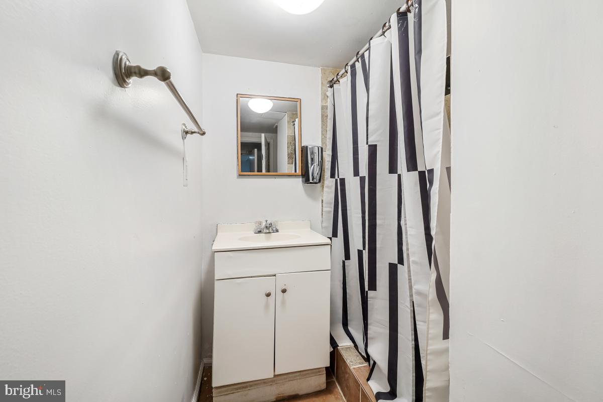6712 6TH ST NW, WASHINGTON, District Of Columbia 20012, 3 Bedrooms Bedrooms, 13 Rooms Rooms,3 BathroomsBathrooms,Residential,For sale,6712 6TH ST NW,DCDC2235250 MLS # DCDC2235250