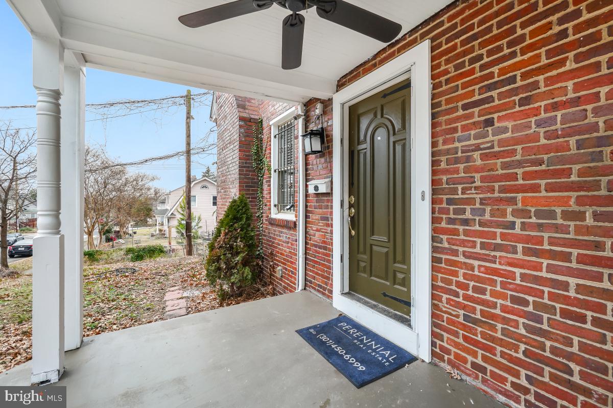 6712 6TH ST NW, WASHINGTON, District Of Columbia 20012, 3 Bedrooms Bedrooms, 13 Rooms Rooms,3 BathroomsBathrooms,Residential,For sale,6712 6TH ST NW,DCDC2235250 MLS # DCDC2235250