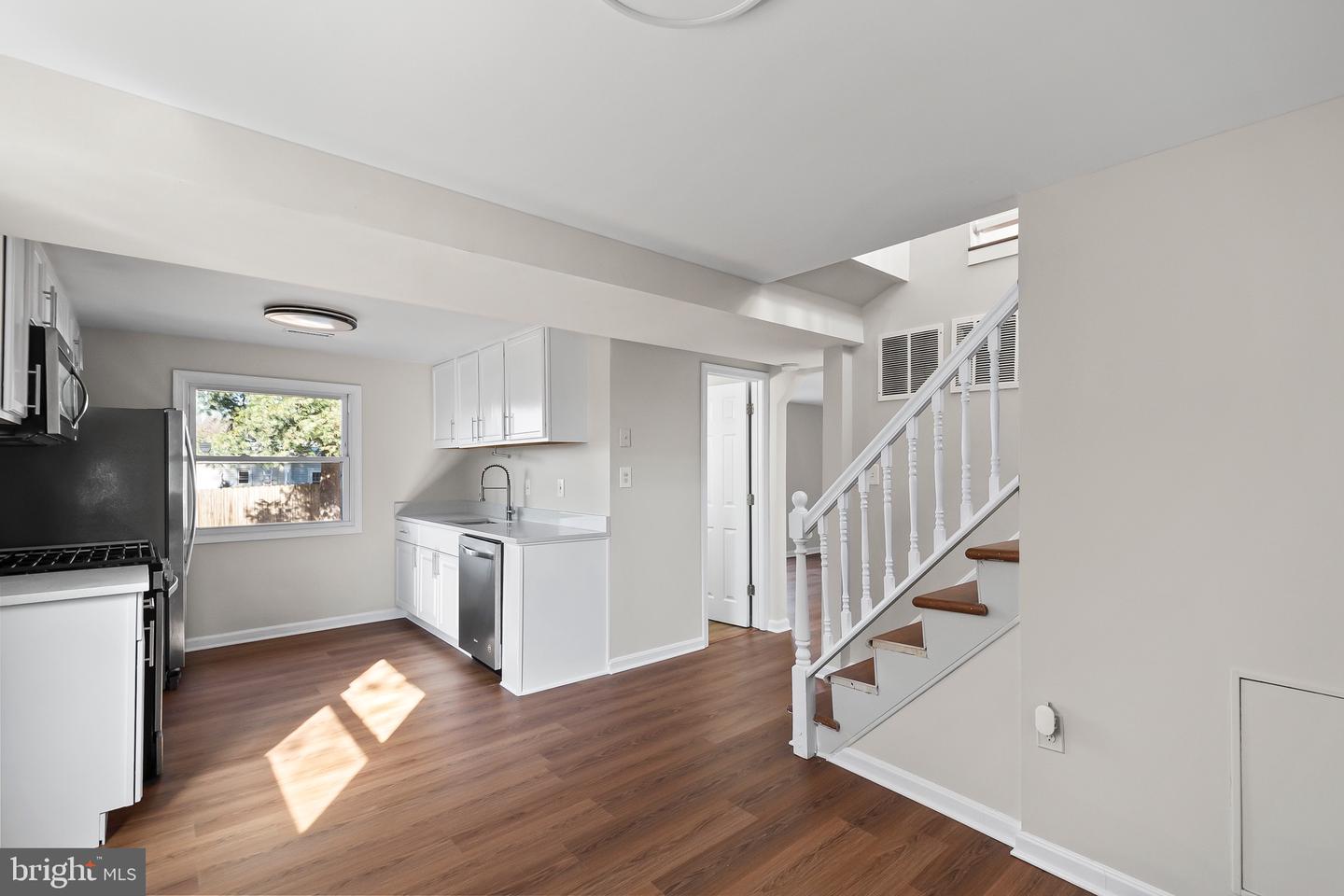 4502 KENTMORE DR, WOODBRIDGE, Virginia 22193, 4 Bedrooms Bedrooms, ,2 BathroomsBathrooms,Residential,For sale,4502 KENTMORE DR,VAPW2110460 MLS # VAPW2110460