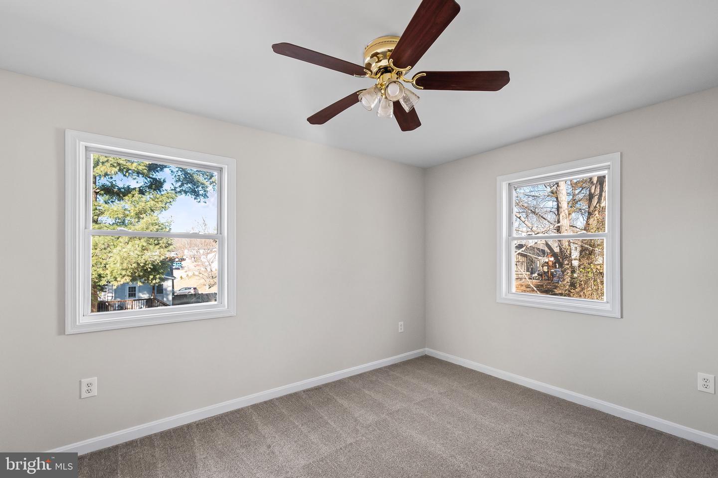 4502 KENTMORE DR, WOODBRIDGE, Virginia 22193, 4 Bedrooms Bedrooms, ,2 BathroomsBathrooms,Residential,For sale,4502 KENTMORE DR,VAPW2110460 MLS # VAPW2110460