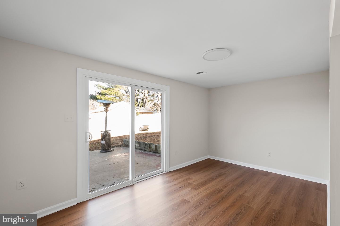 4502 KENTMORE DR, WOODBRIDGE, Virginia 22193, 4 Bedrooms Bedrooms, ,2 BathroomsBathrooms,Residential,For sale,4502 KENTMORE DR,VAPW2110460 MLS # VAPW2110460