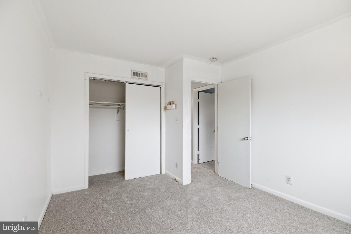 4227 AMERICANA DR #103 E, ANNANDALE, Virginia 22003, 2 Bedrooms Bedrooms, ,1 BathroomBathrooms,Residential,For sale,4227 AMERICANA DR #103 E,VAFX2285990 MLS # VAFX2285990