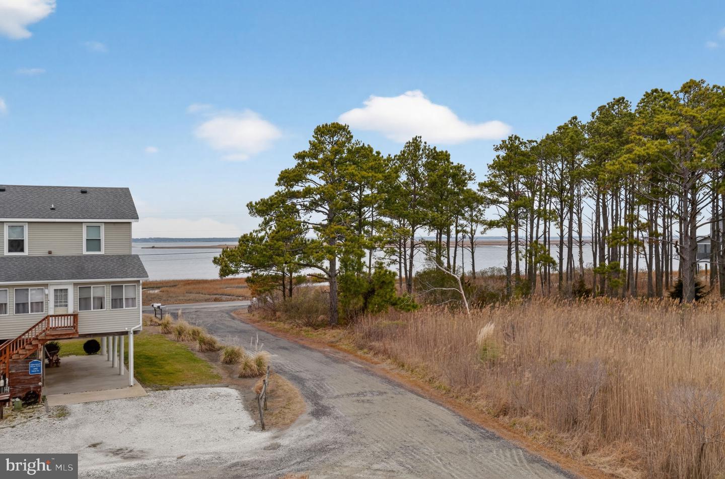7518 DOE BAY LN, CHINCOTEAGUE ISLAND, Virginia 23336, 3 Bedrooms Bedrooms, ,2 BathroomsBathrooms,Residential,For sale,7518 DOE BAY LN,VAAC2002530 MLS # VAAC2002530